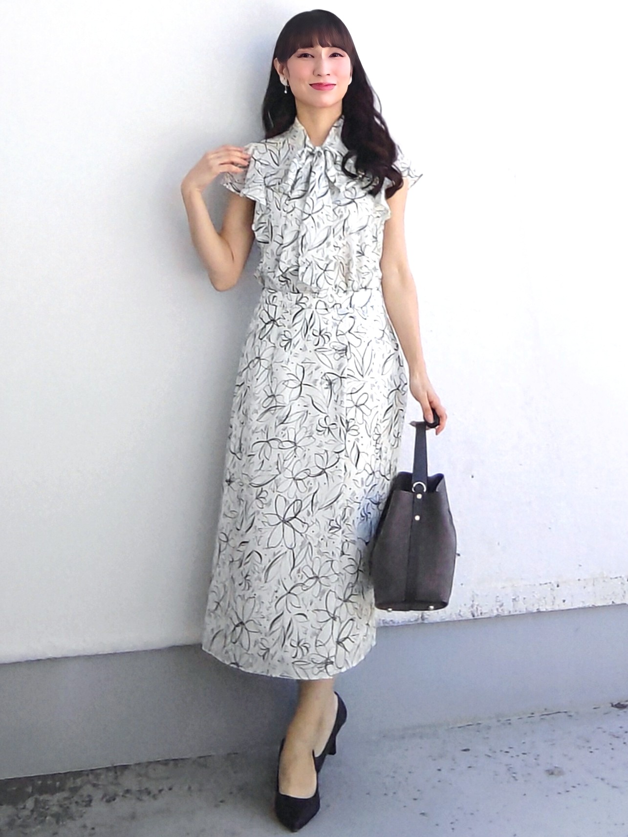 keinaさんの「SunaUna｜【手洗い可／日本製】フラワーリボンブラウス」を使ったコーディネート