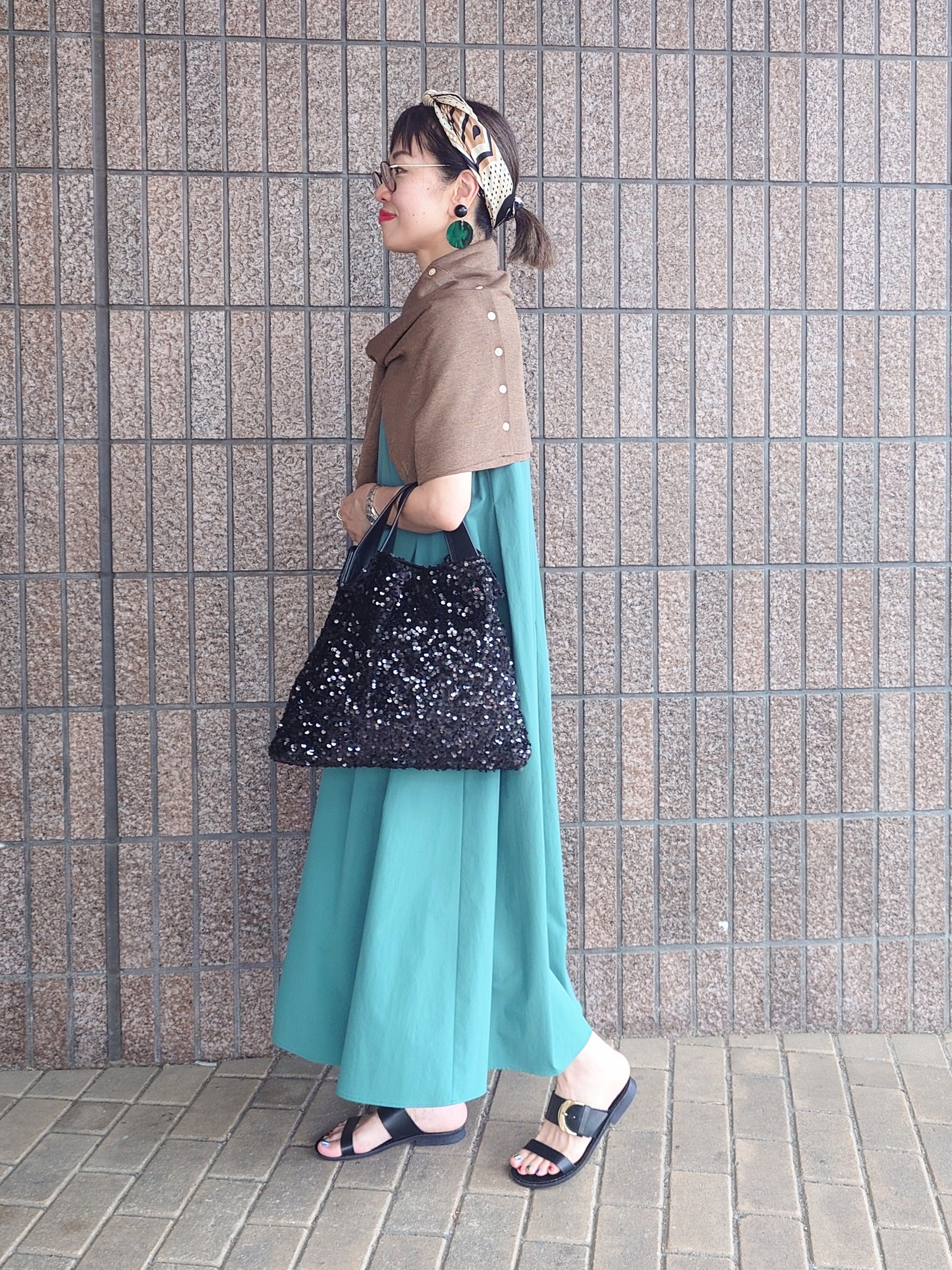 MUTSUKOさんの「UNTITLED｜【接触冷感/UVカット/吸水速乾】Aラインロングワンピース」を使ったコーディネート