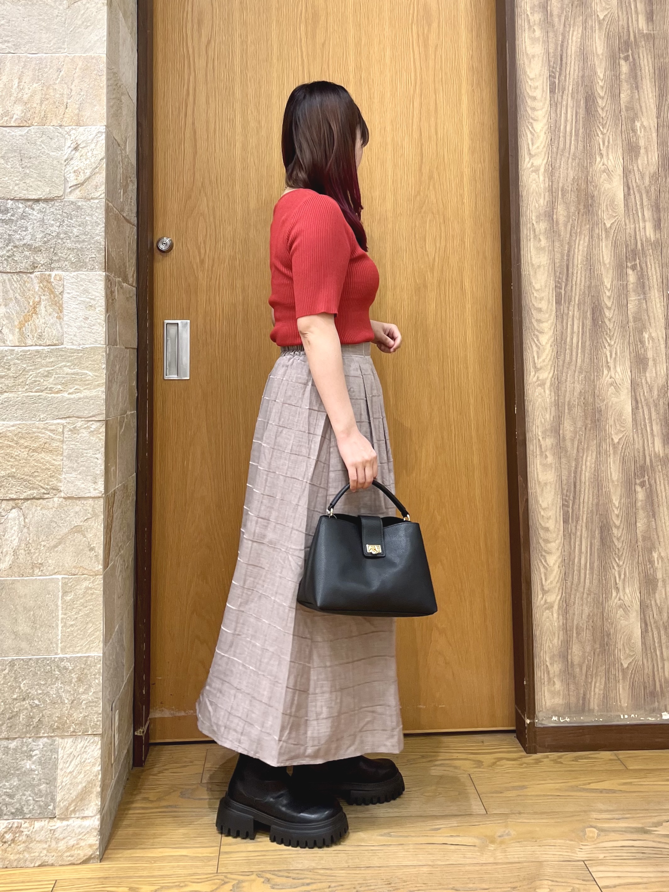 ゆっきーさんの「SHOO･LA･RUE｜【毛玉になりにくい/洗濯機可/S-LL】大人上品な 5分袖スクエアトップス」を使ったコーディネート