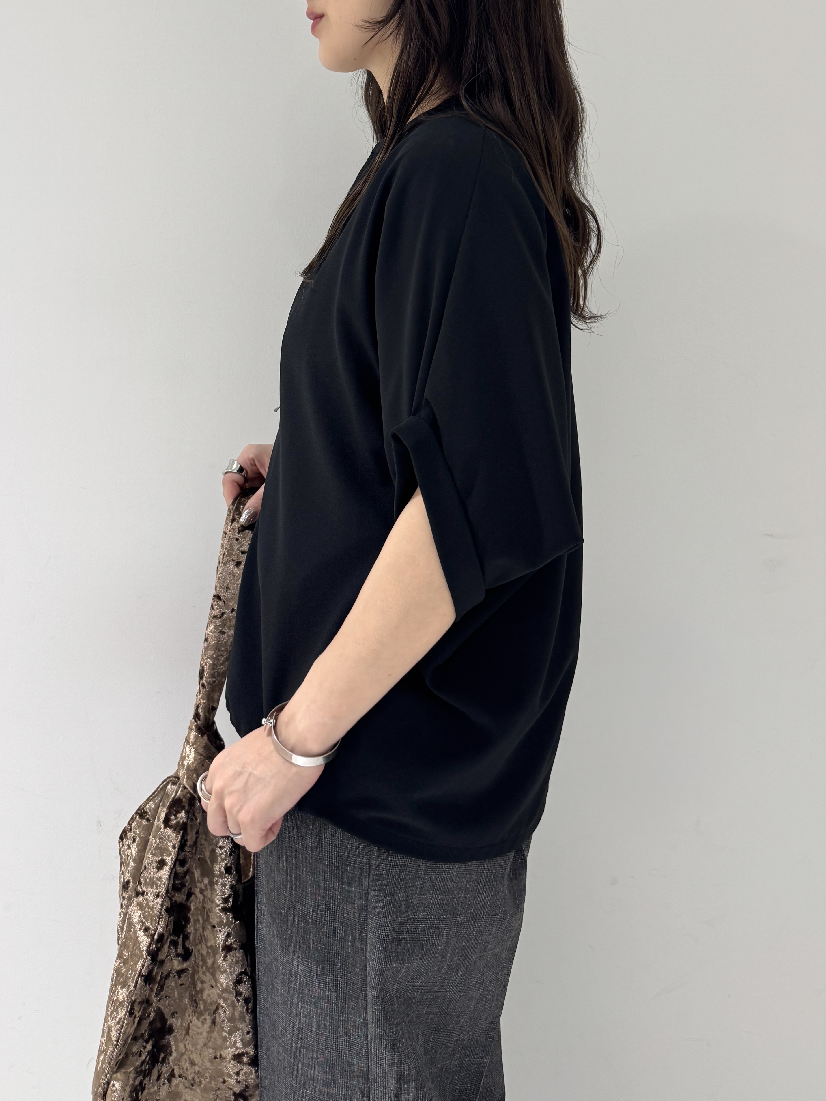 そんさんの「INDIVI｜【夏羽織り/着る日傘】ドルマンフォルムブルゾン」を使ったコーディネート