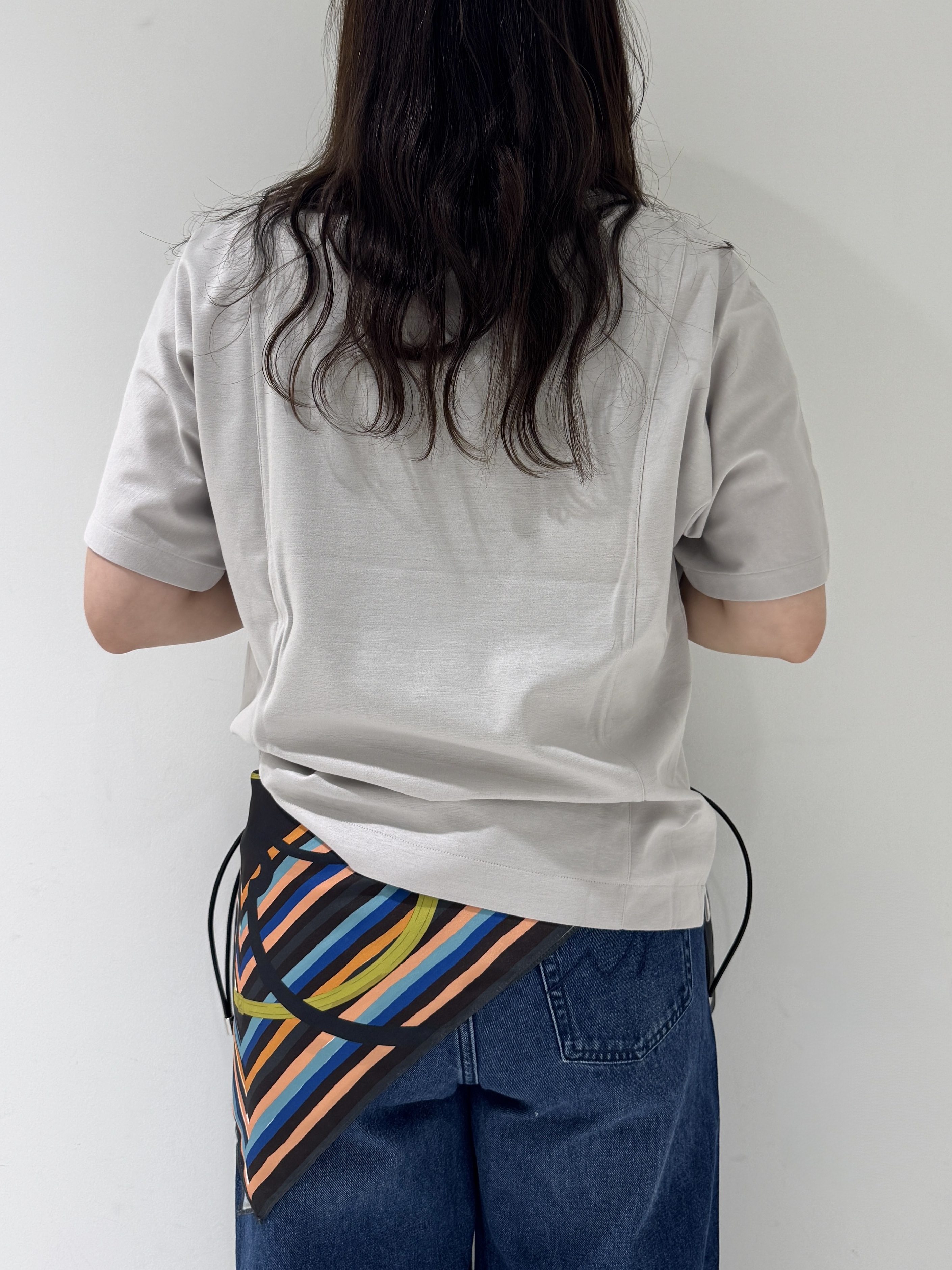 そんさんの「INDIVI｜【汗ジミ防止／褒められTシャツ】上品カジュアル！ドルマンTシャツ」を使ったコーディネート