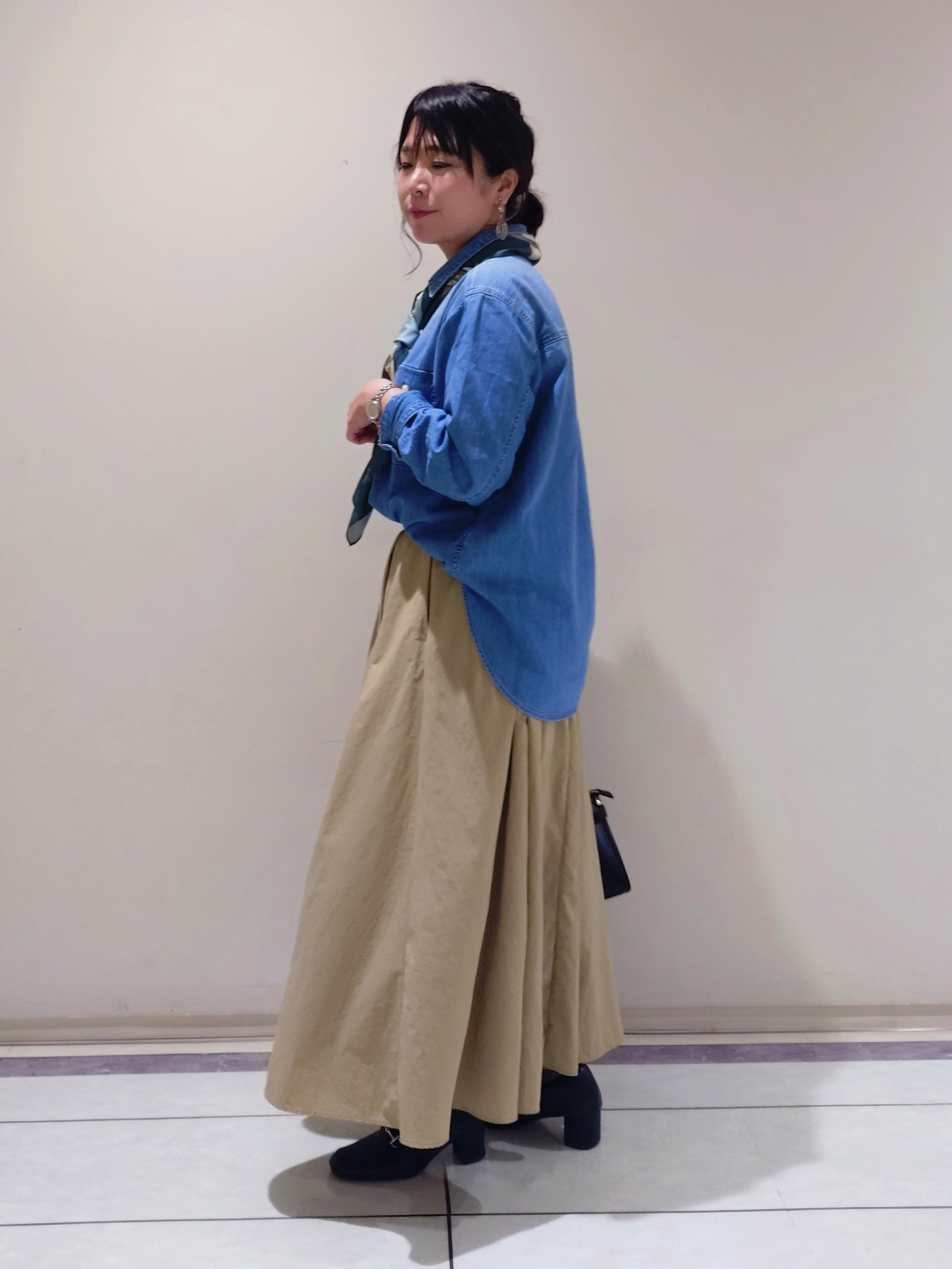TOMOMIさんの「INDIVI｜【収納力◎／トレンド】スクエアトートバッグ」を使ったコーディネート