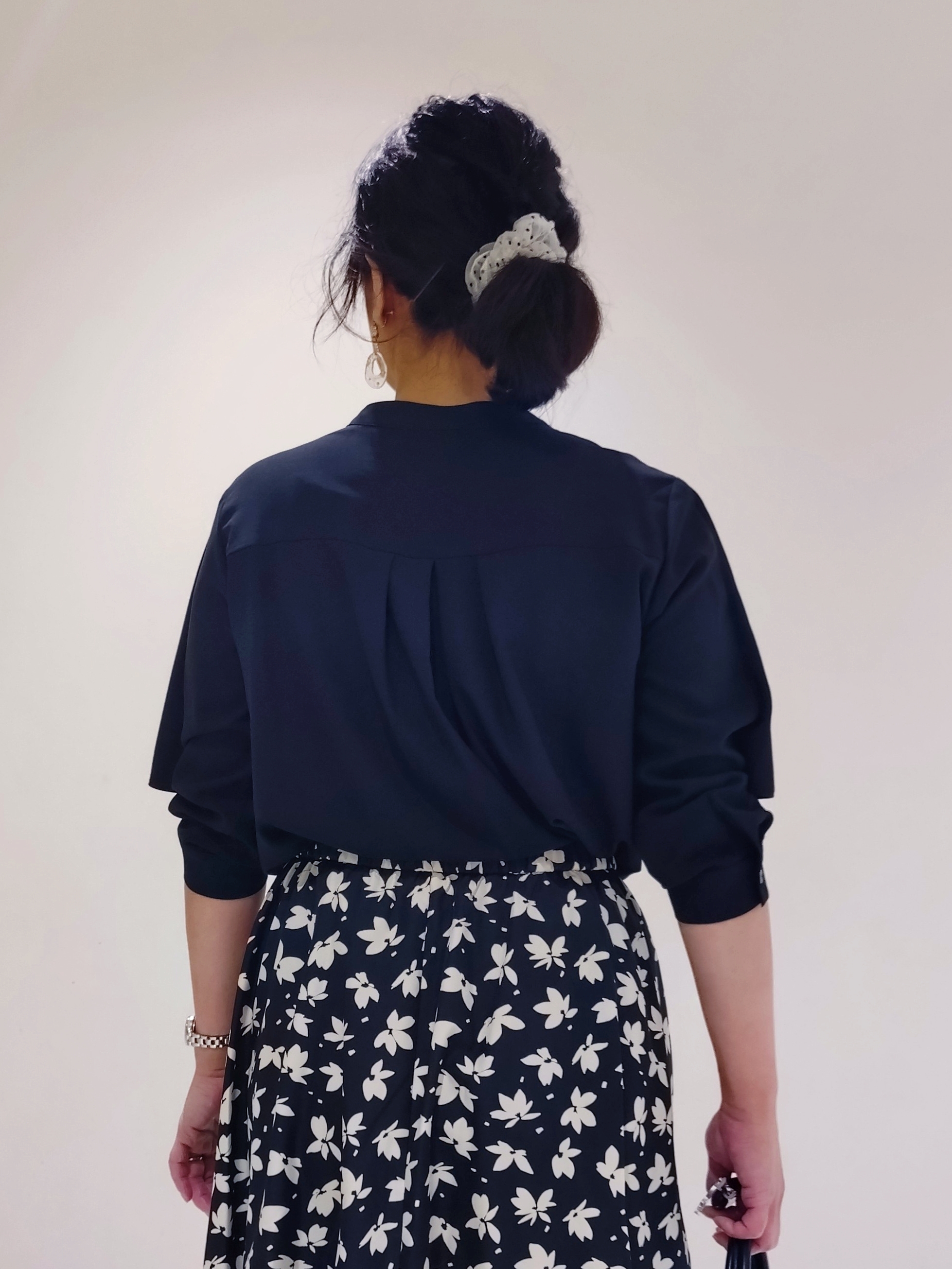 TOMOMIさんの「INDIVI｜【収納力◎／トレンド】スクエアトートバッグ」を使ったコーディネート