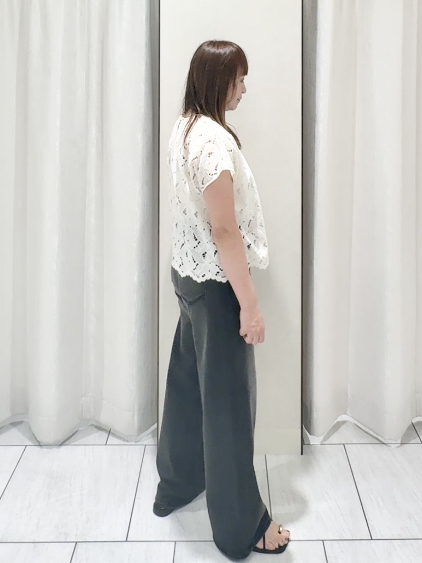 ʏᴜᴋɪᴋᴏさんの「UNTITLED｜【セットアップ可/品のある透け感】リーフレースブラウス」を使ったコーディネート
