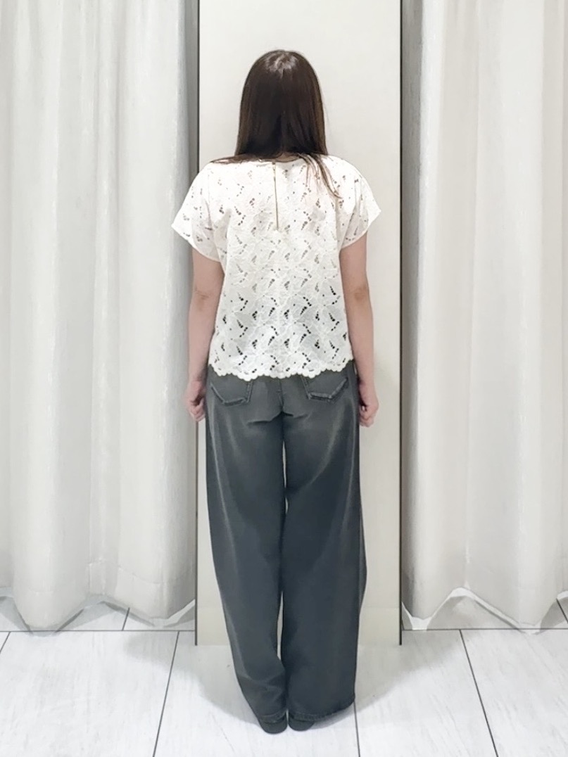 ʏᴜᴋɪᴋᴏさんの「UNTITLED｜【セットアップ可/品のある透け感】リーフレースブラウス」を使ったコーディネート