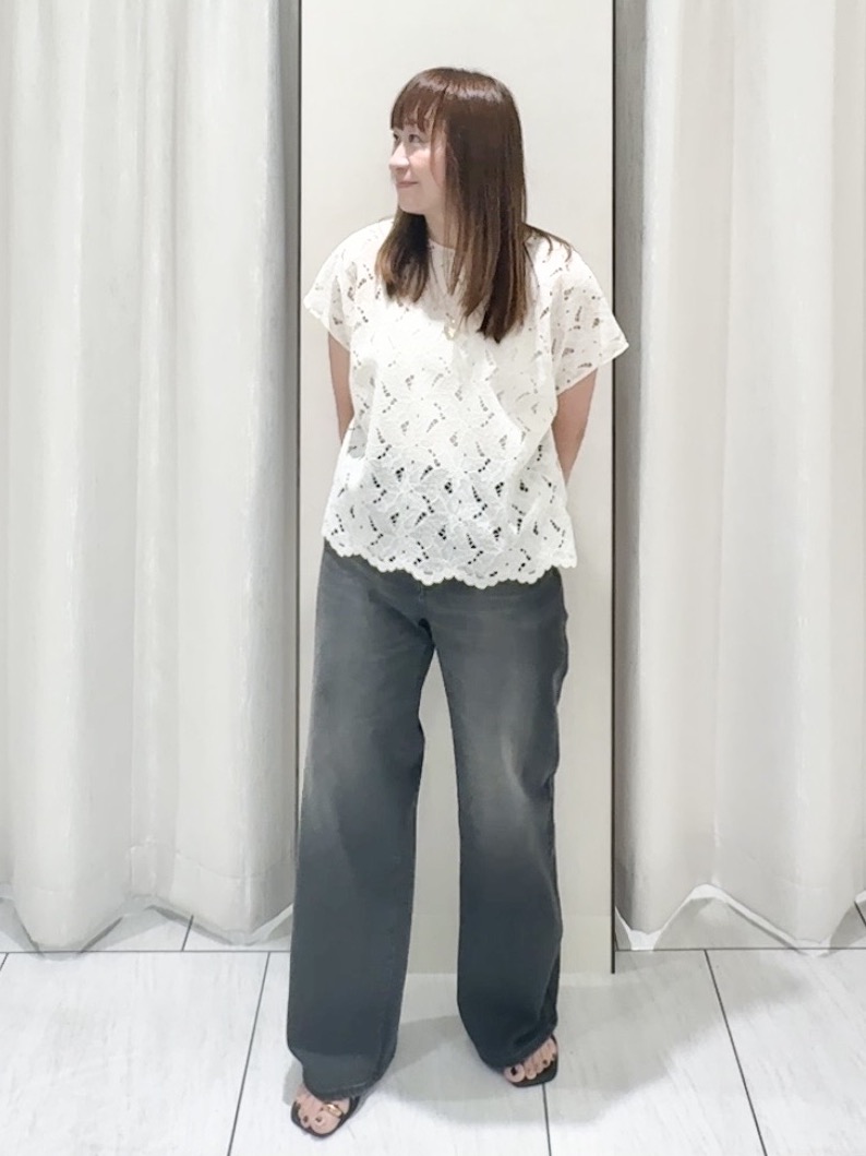 ʏᴜᴋɪᴋᴏさんの「UNTITLED｜【セットアップ可/品のある透け感】リーフレースブラウス」を使ったコーディネート