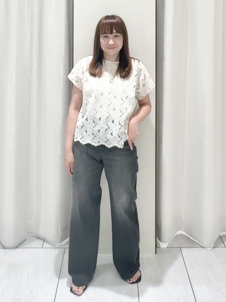 ʏᴜᴋɪᴋᴏさんの「UNTITLED｜【セットアップ可/品のある透け感】リーフレースブラウス」を使ったコーディネート