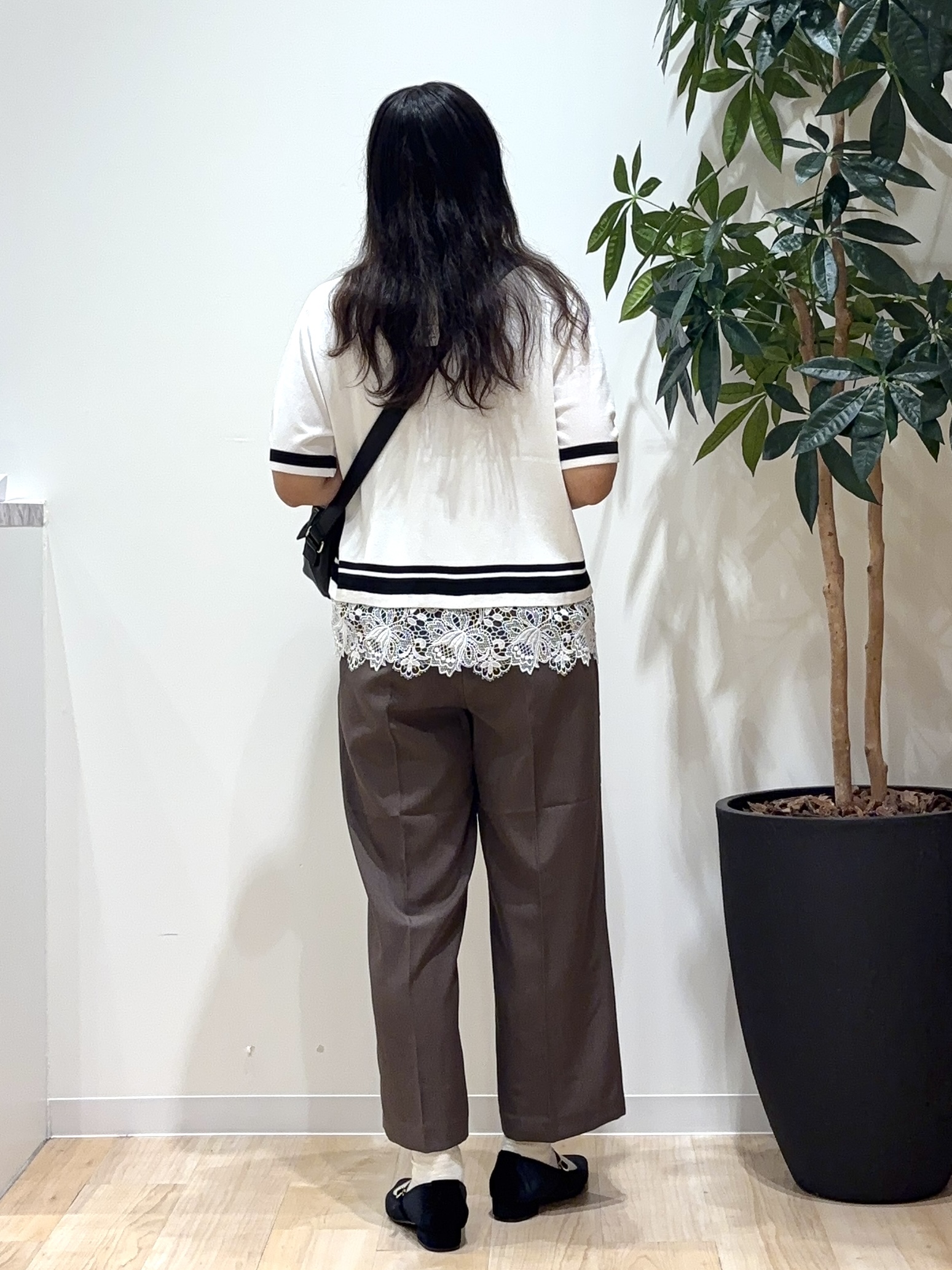 miraiさんの「grove｜【シリーズ累計36万枚／UVカット・ひんやり・洗濯機OK】やわらかドライタッチレースドッキングニット」を使ったコーディネート
