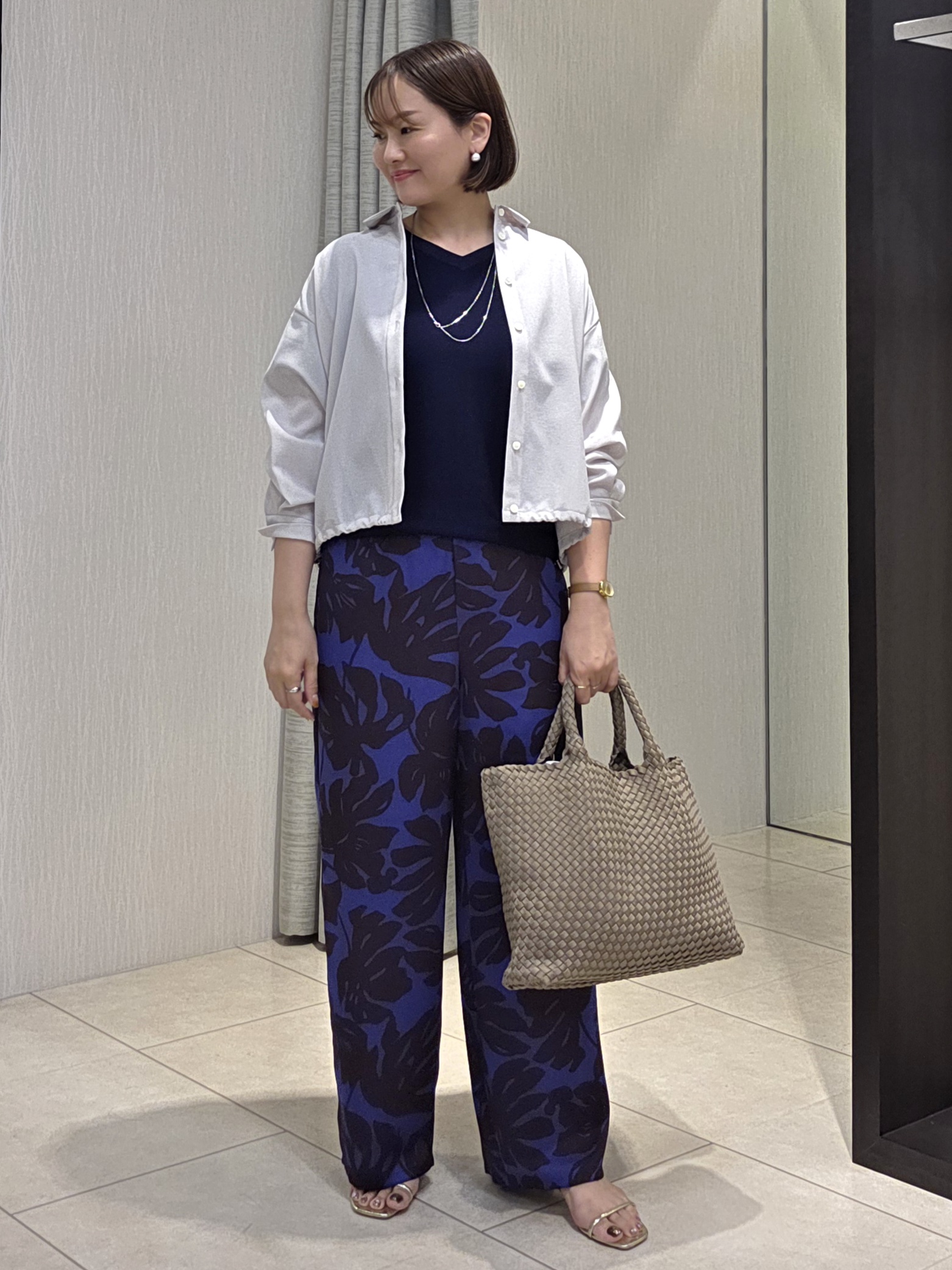 naokoさんの「UNTITLED｜【セットアップ可/UVカット/接触冷感】エアリークールドロストシャツ」を使ったコーディネート