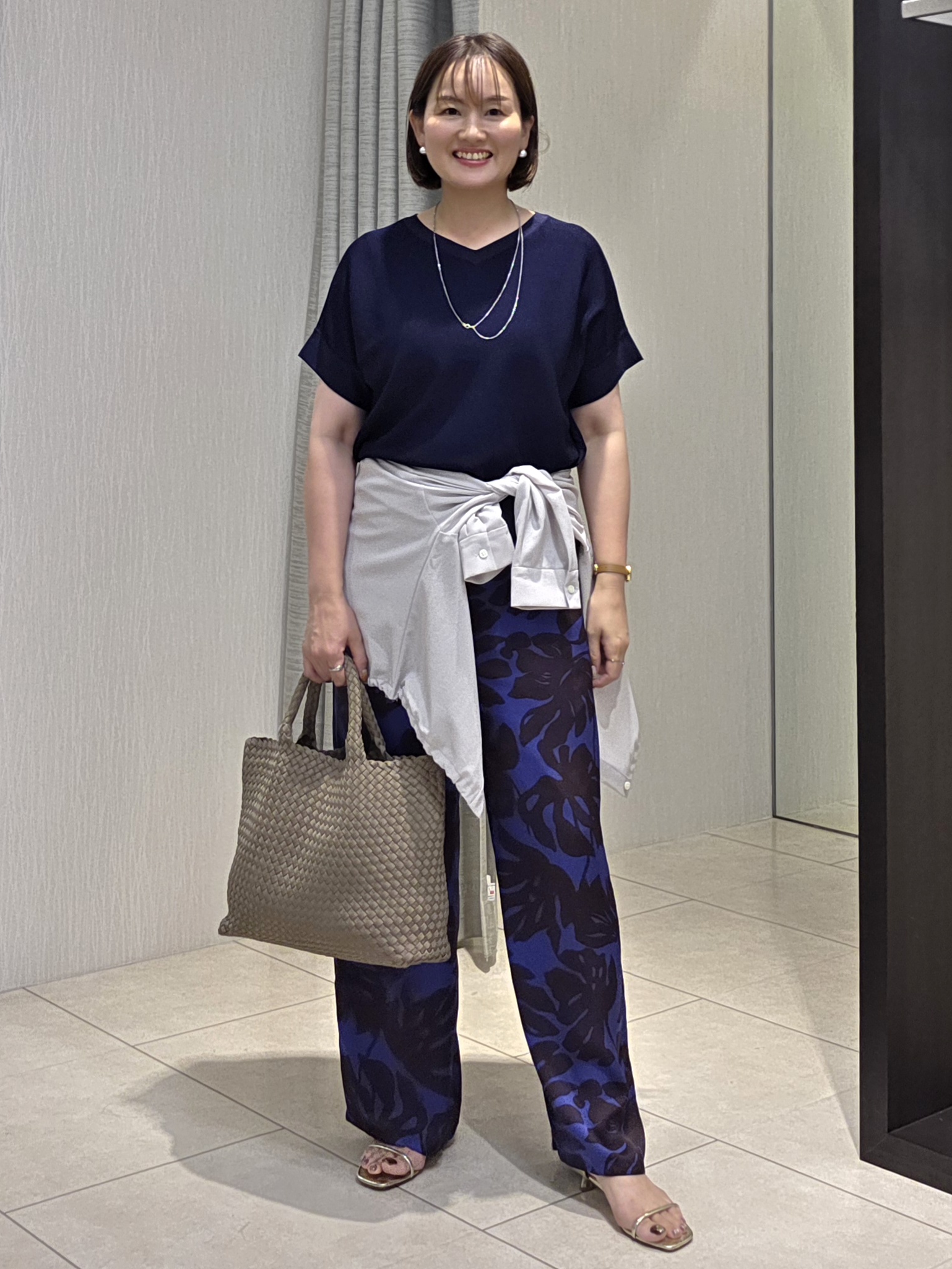 naokoさんの「UNTITLED｜【セットアップ可/UVカット/接触冷感】エアリークールドロストシャツ」を使ったコーディネート