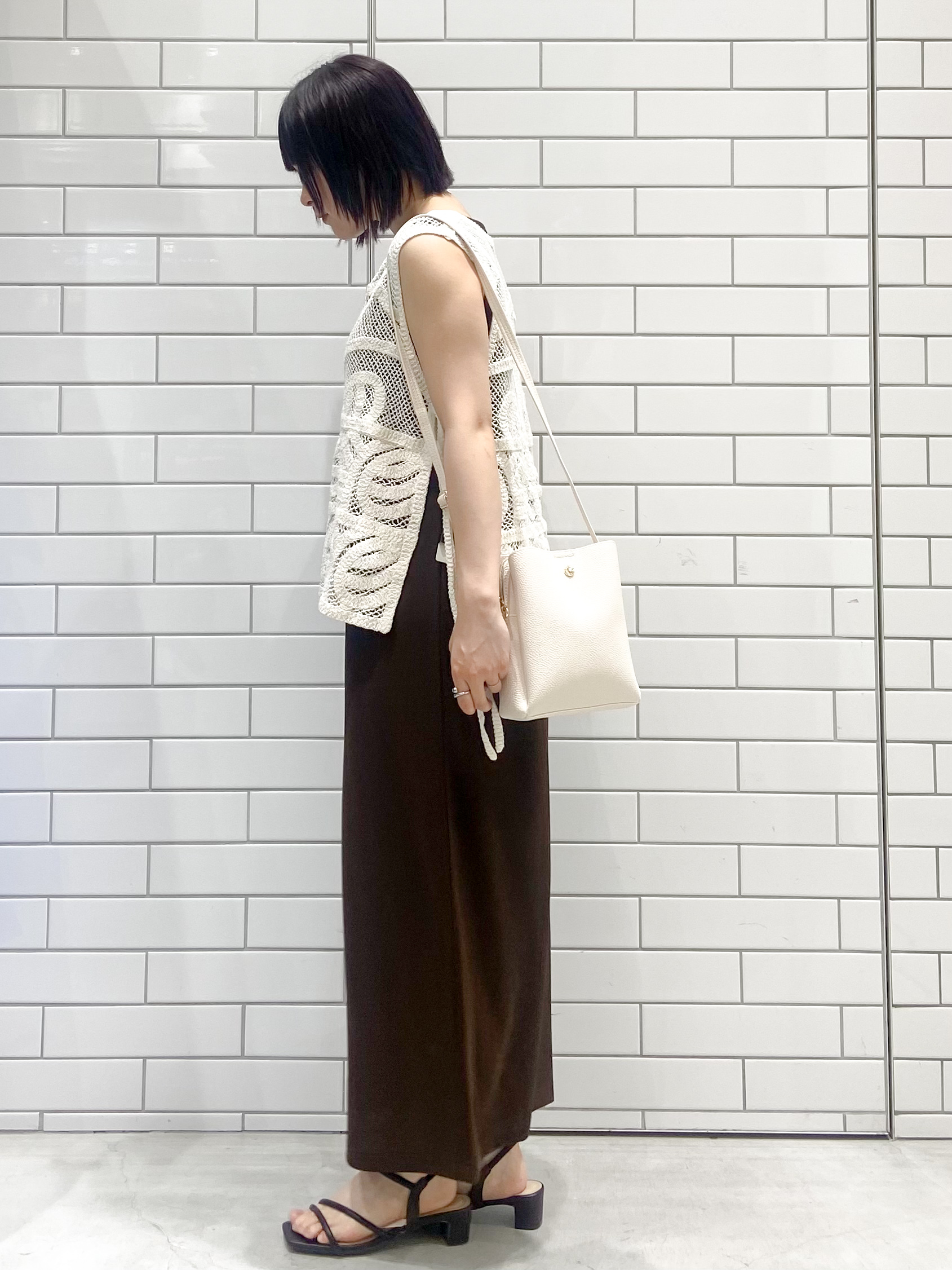 kimiさんの「OPAQUE.CLIP｜カギ針風ベスト【洗濯機OK】」を使ったコーディネート