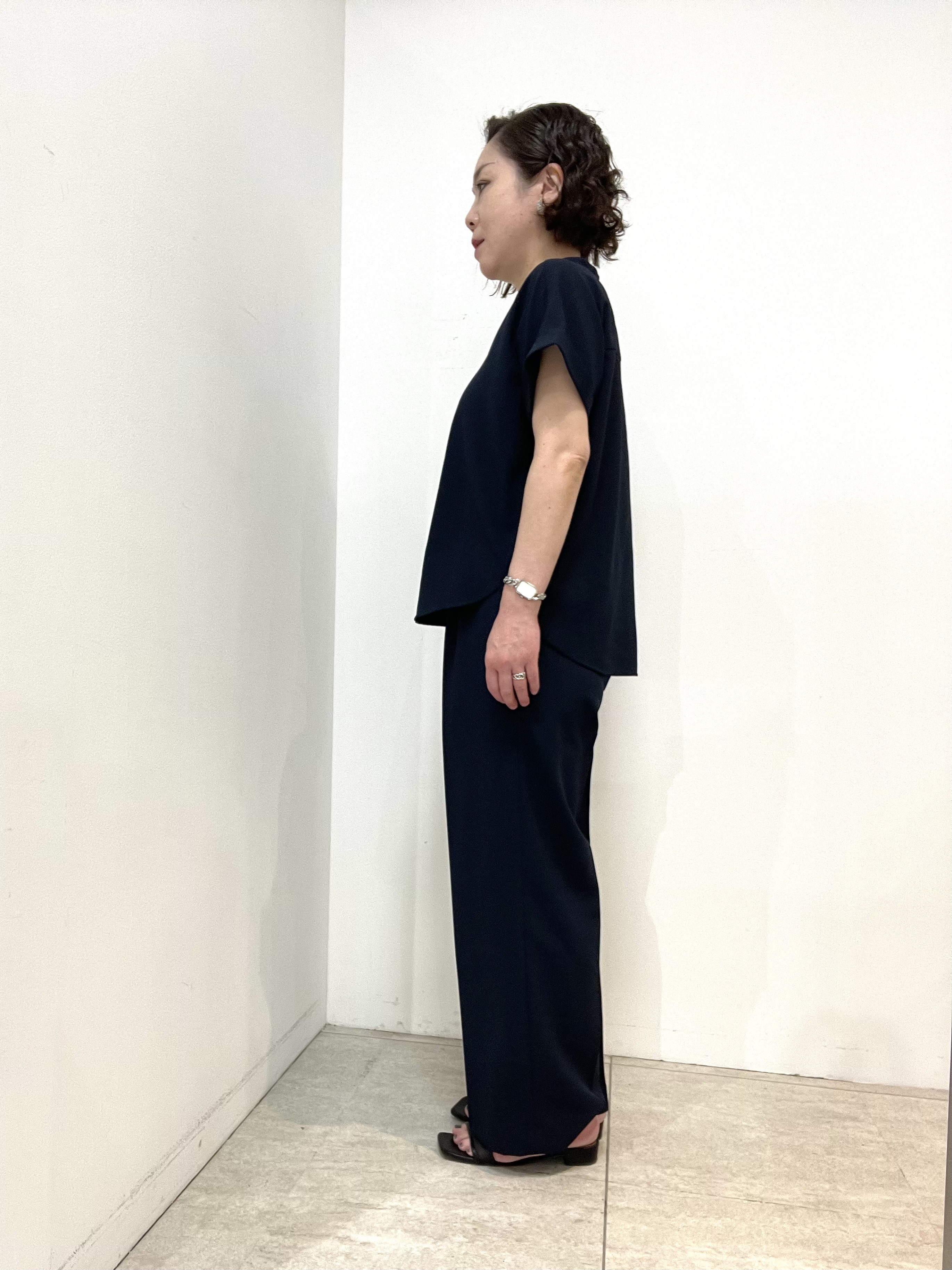 Wachiさんの「UNTITLED｜【セットアップ可/通気性/UVカット】エアリークールブラウス」を使ったコーディネート