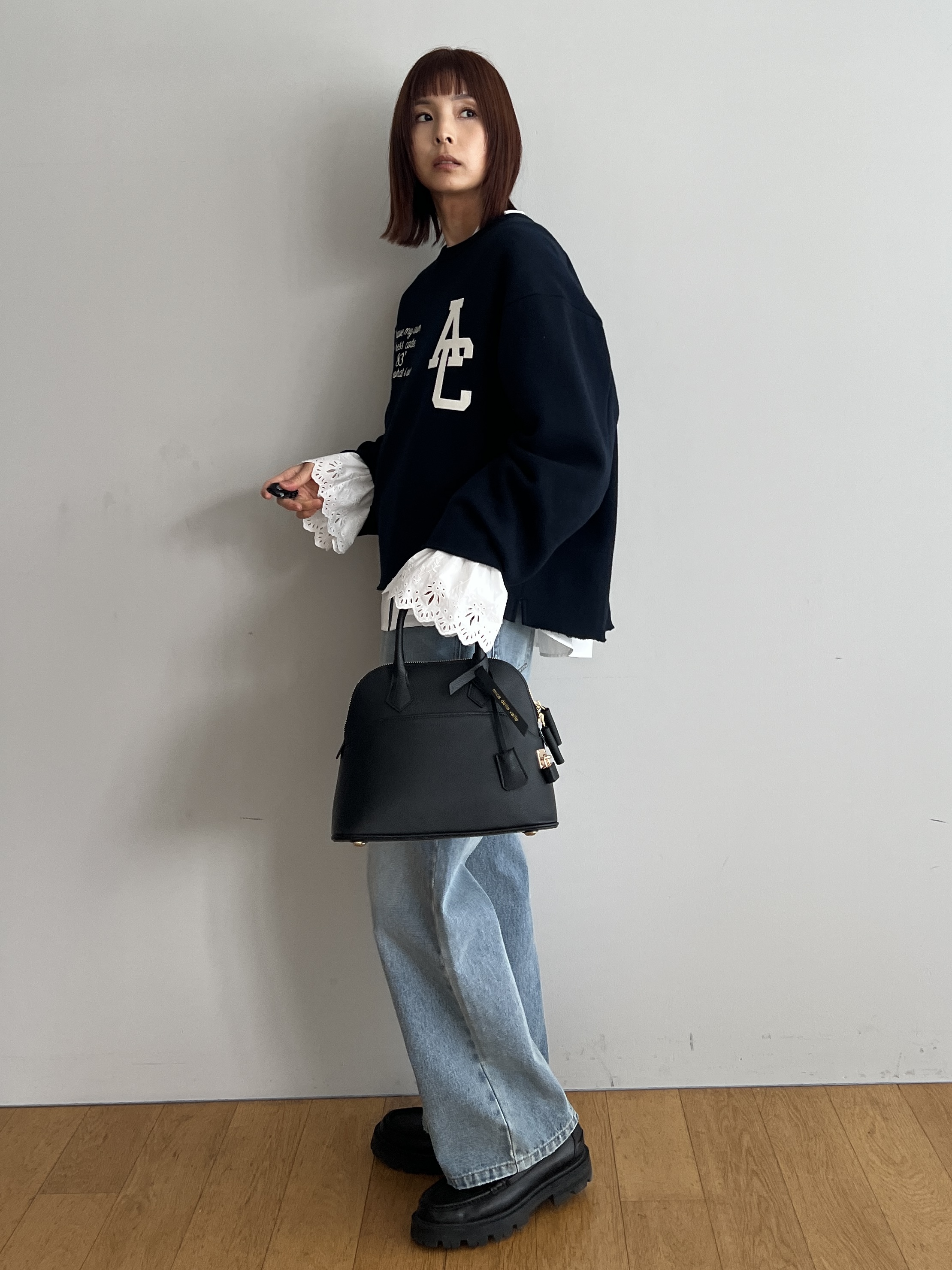 misaさんの「DRESSTERIOR｜◆mica della valle（ミカデラヴァッレ）Katia ハンドバッグ」を使ったコーディネート