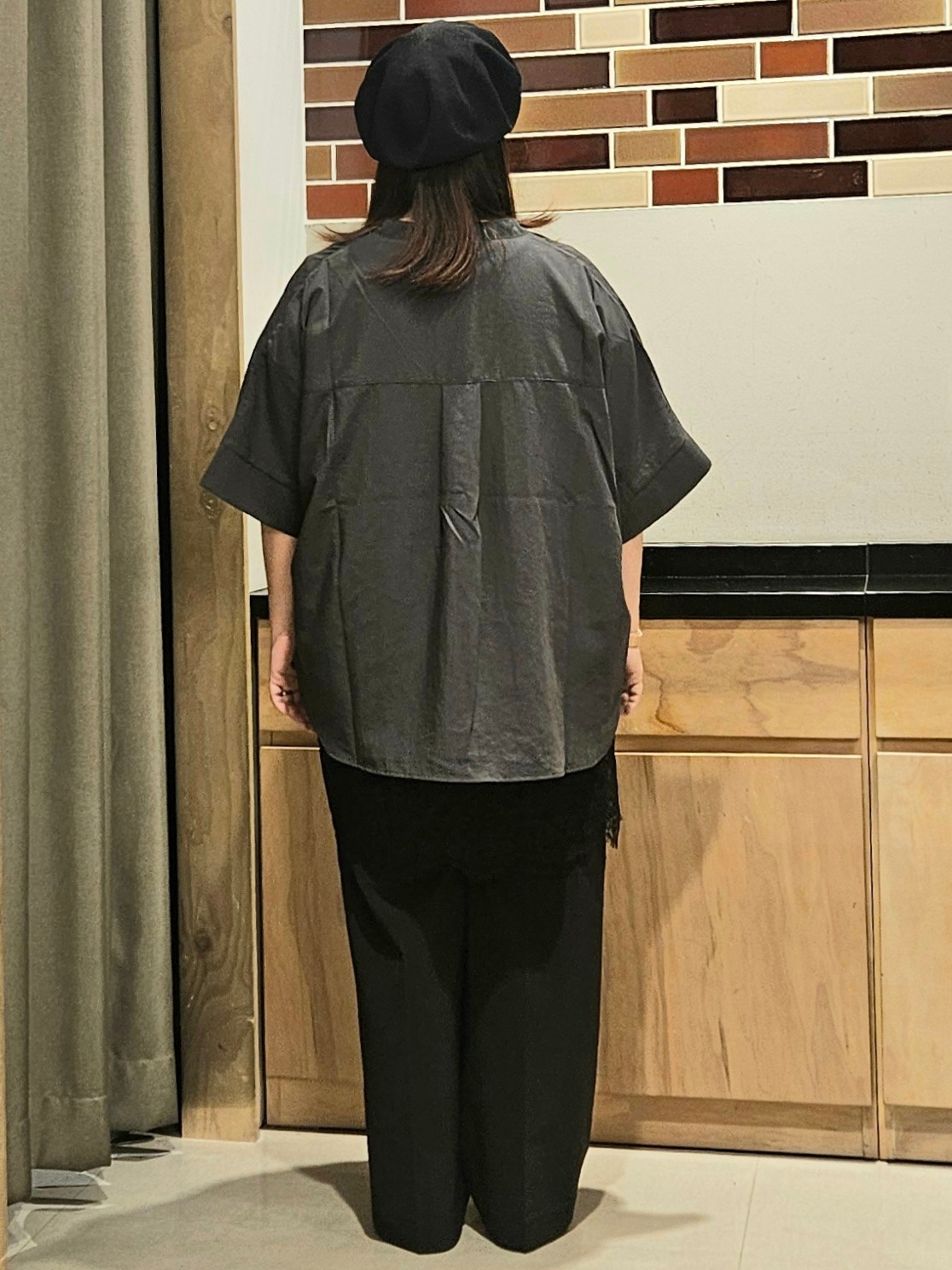 okayuさんの「THE SHOP TK｜レース切替 ロングTシャツ」を使ったコーディネート