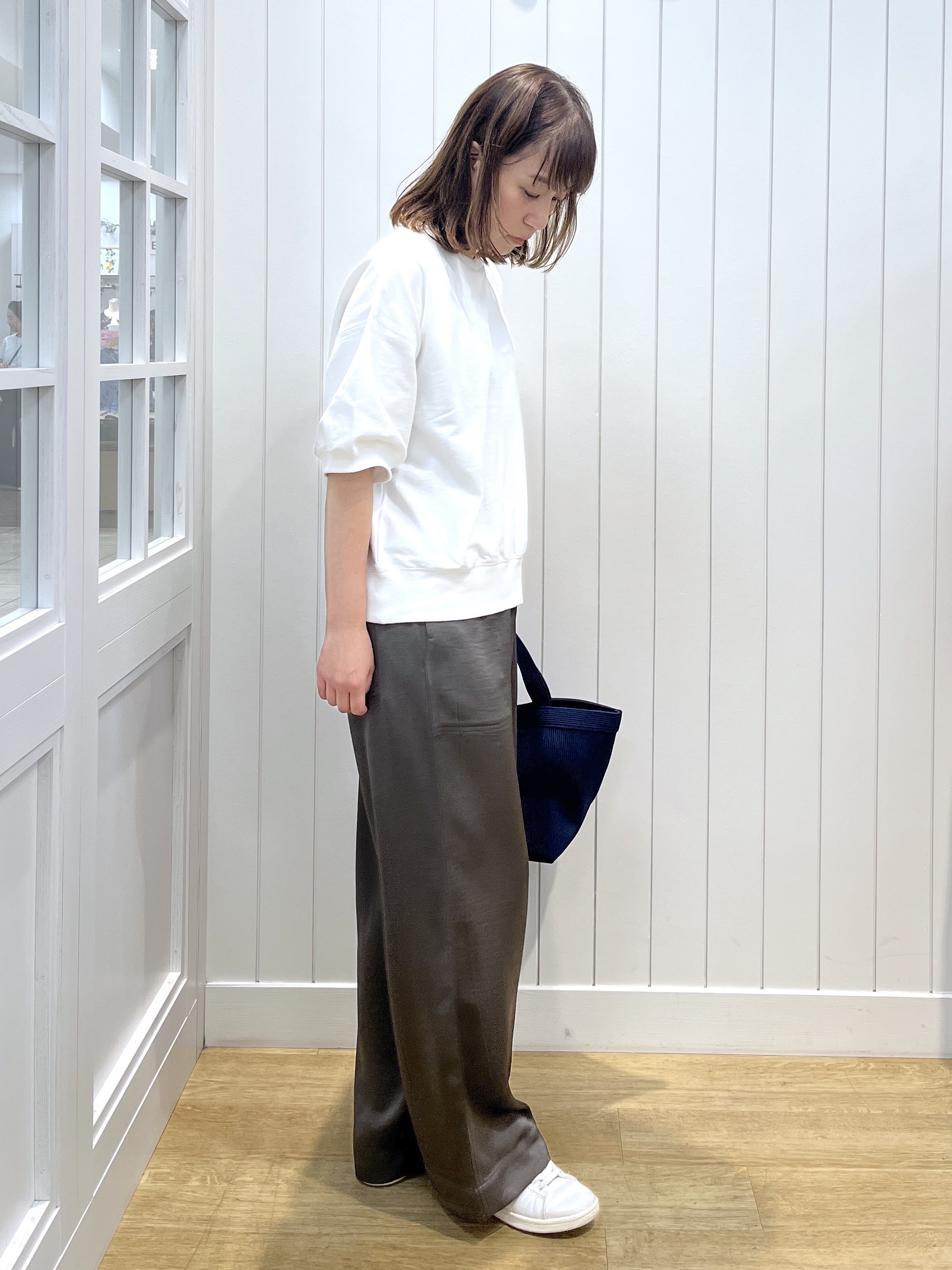 takayamaさんの「Dessin｜ハーフスリーブロゴプルオーバー」を使ったコーディネート