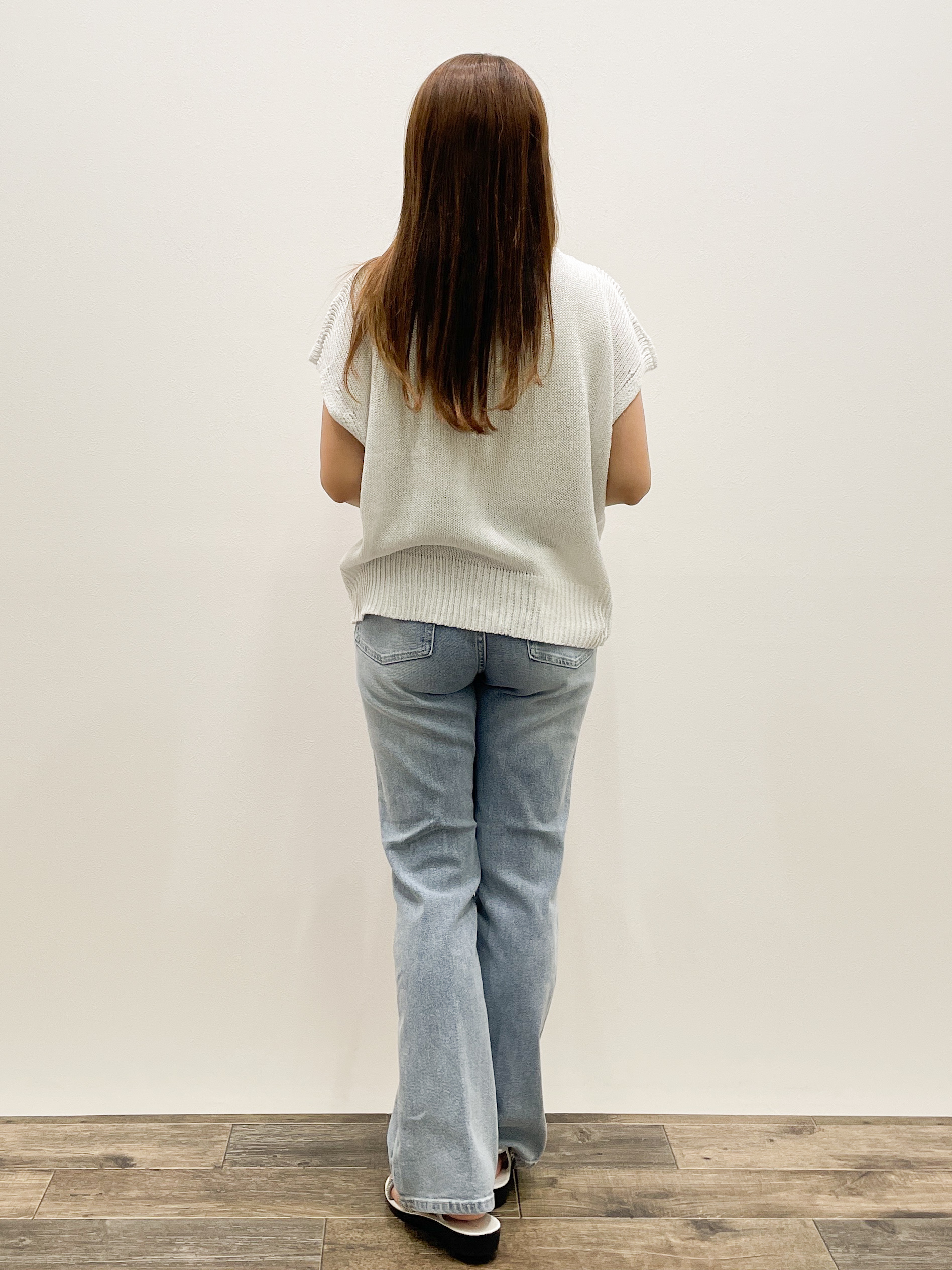 Asukaさんの「OPAQUE.CLIP｜ラメメッシュ フレンチスリーブニット【洗濯機OK】」を使ったコーディネート