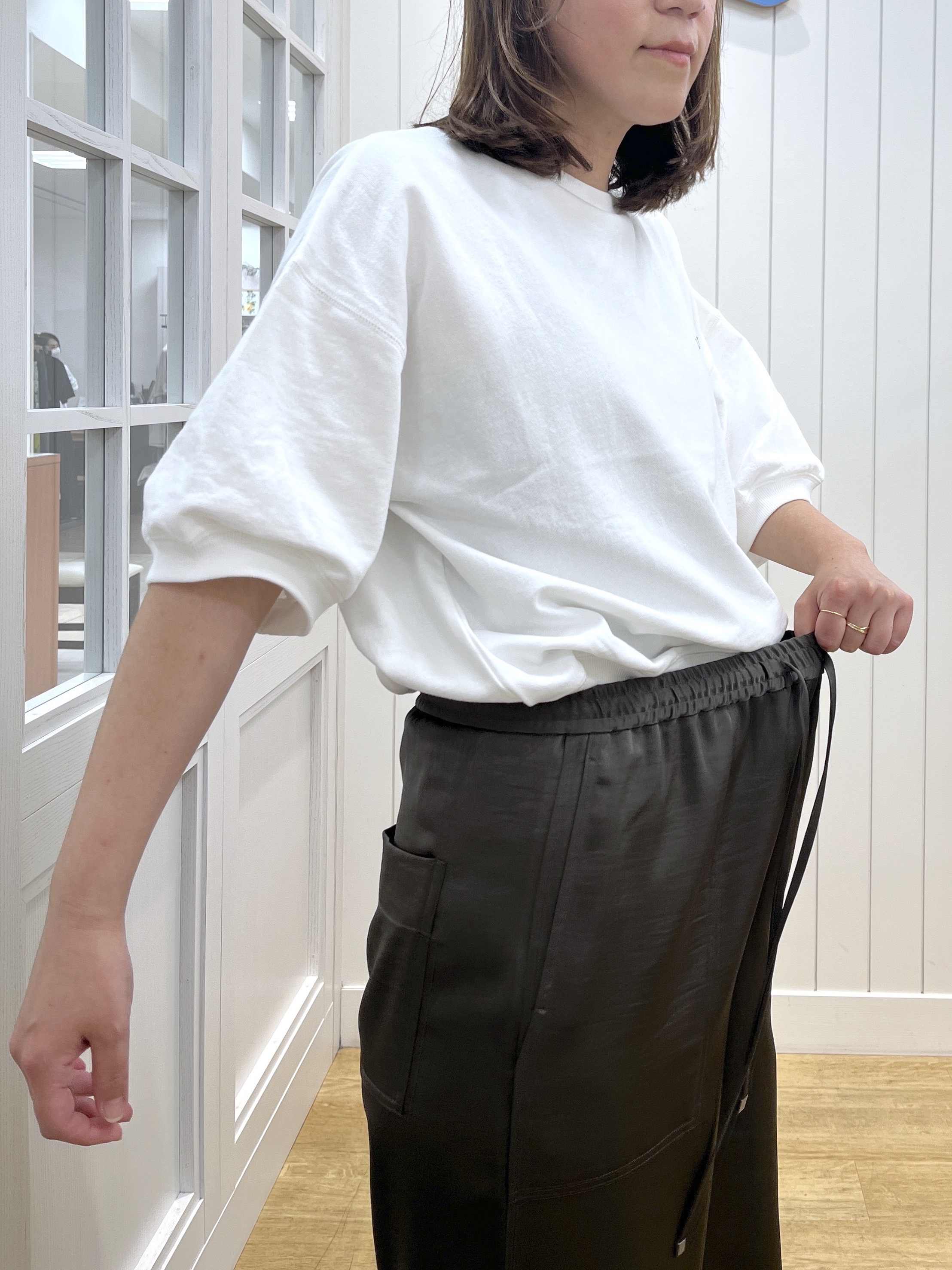 takayamaさんの「Dessin｜ハーフスリーブロゴプルオーバー」を使ったコーディネート