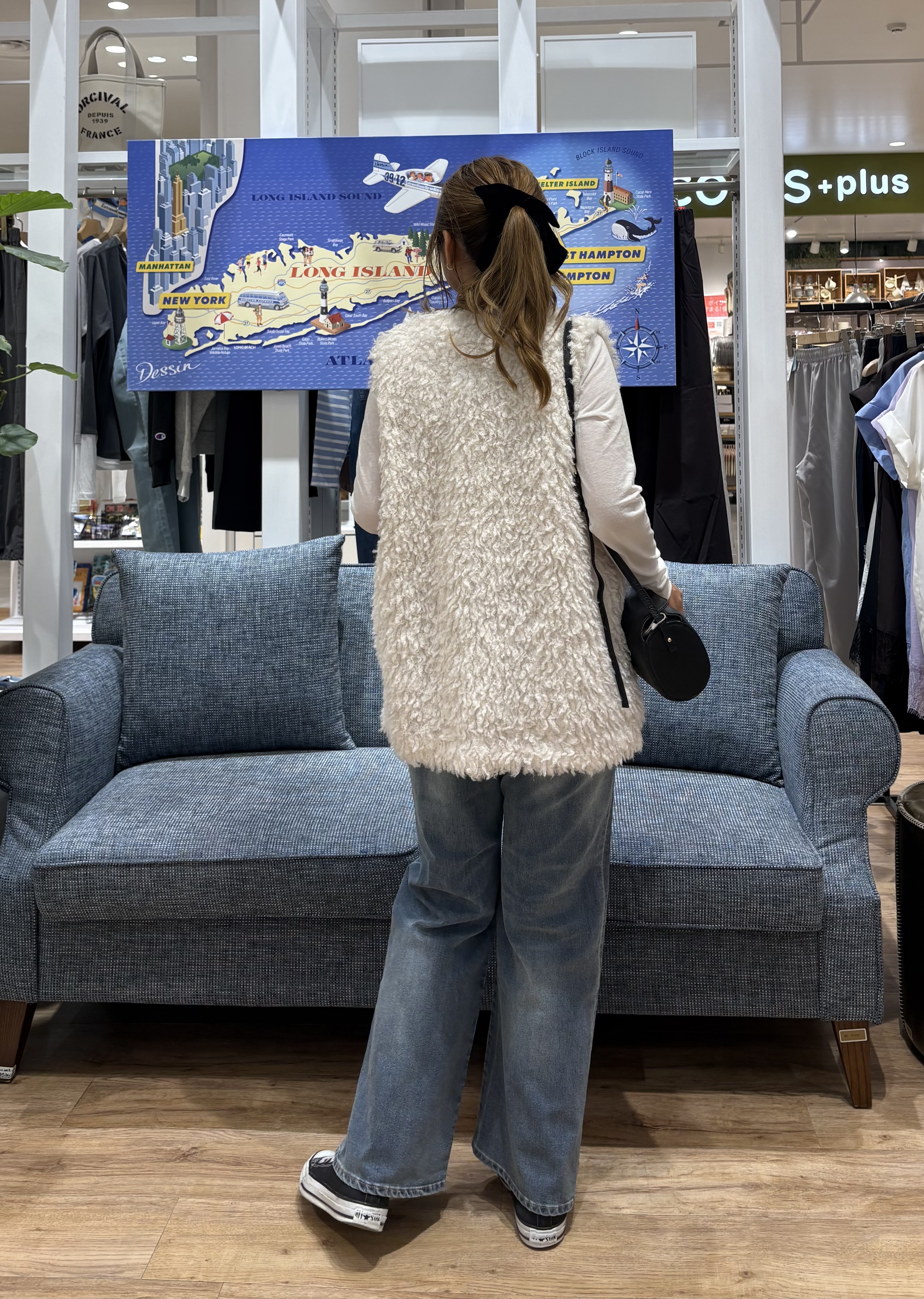yuinaさんの「Dessin｜クルーネックシアーロングTシャツ」を使ったコーディネート