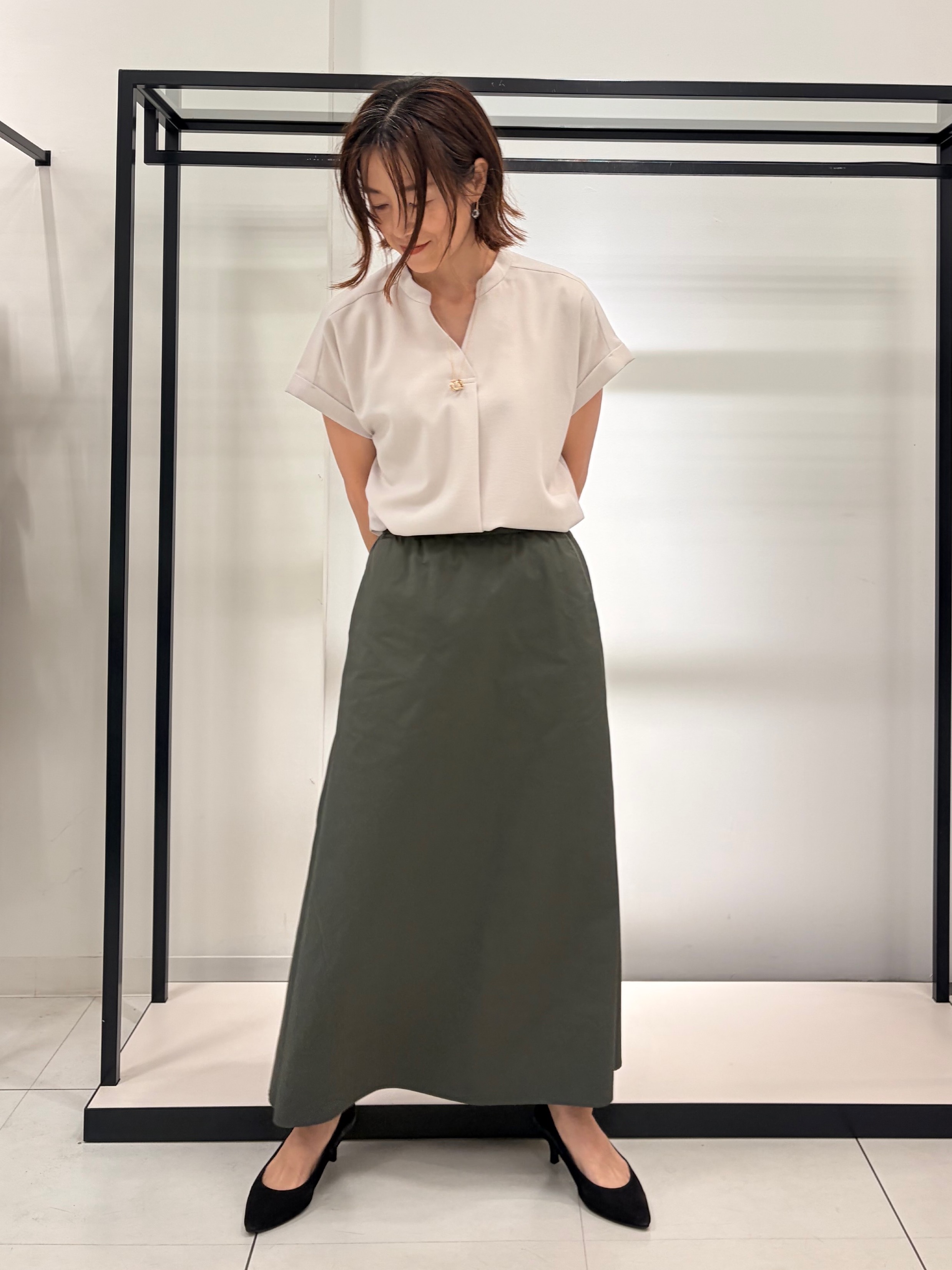 Mikiさんの「UNTITLED｜【セットアップ可/通気性/UVカット】エアリークールブラウス」を使ったコーディネート