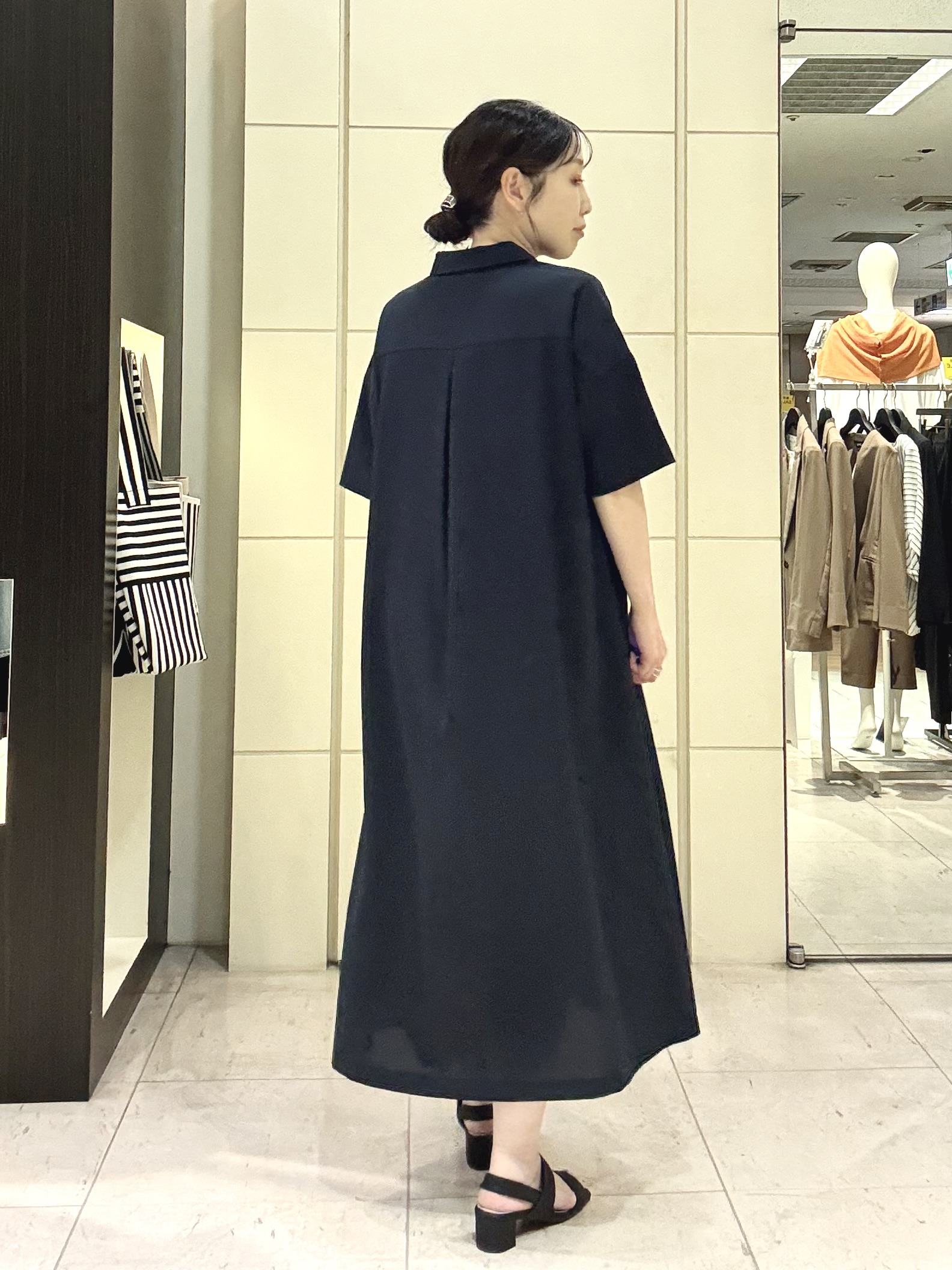 mori.さんの「UNTITLED｜【残暑も快適/UVカット/接触冷感】エアリークールワンピース」を使ったコーディネート
