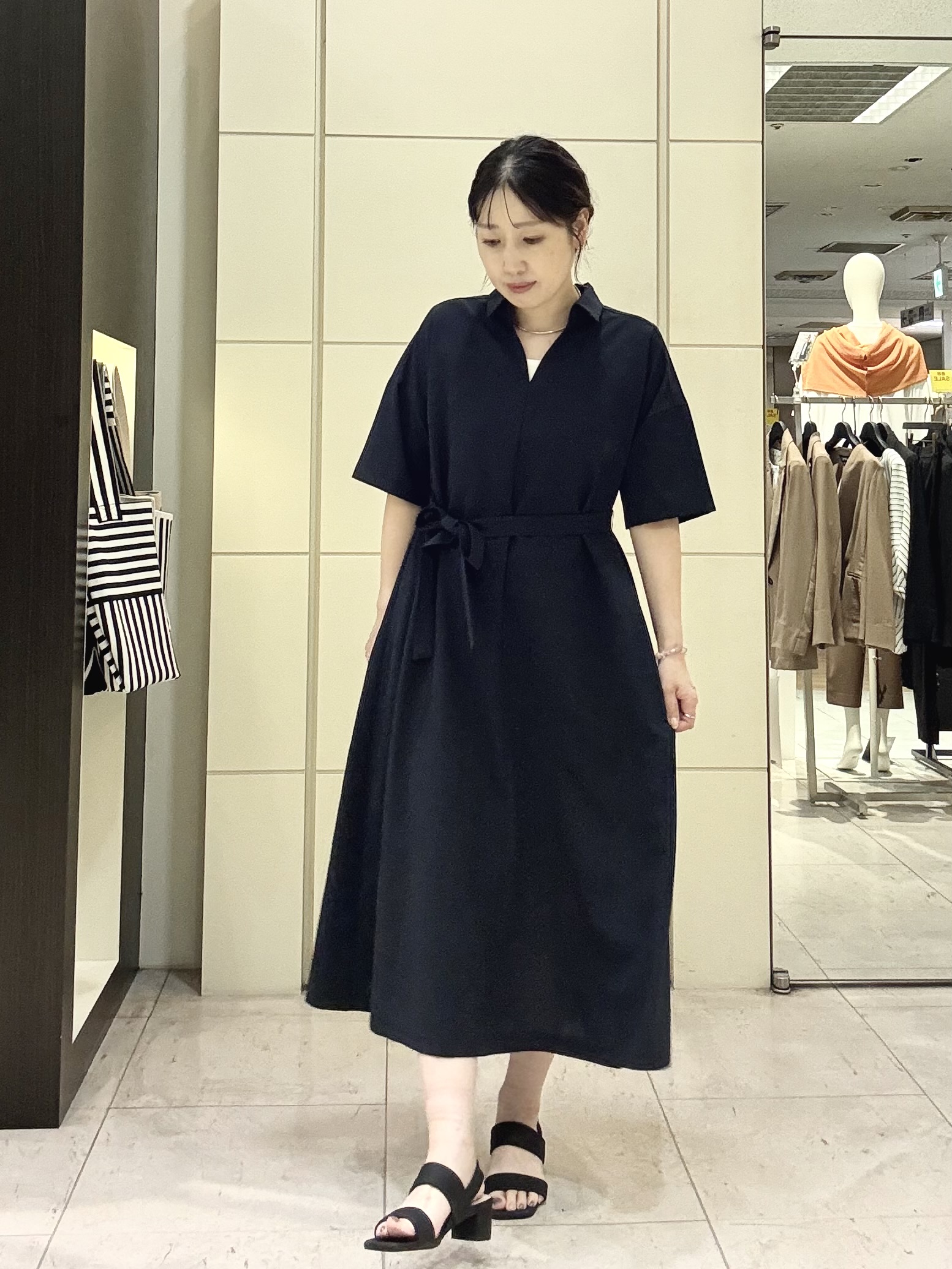 mori.さんの「UNTITLED｜【残暑も快適/UVカット/接触冷感】エアリークールワンピース」を使ったコーディネート
