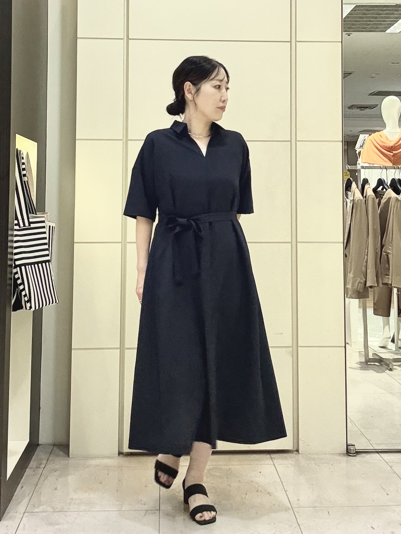 mori.さんの「UNTITLED｜【残暑も快適/UVカット/接触冷感】エアリークールワンピース」を使ったコーディネート