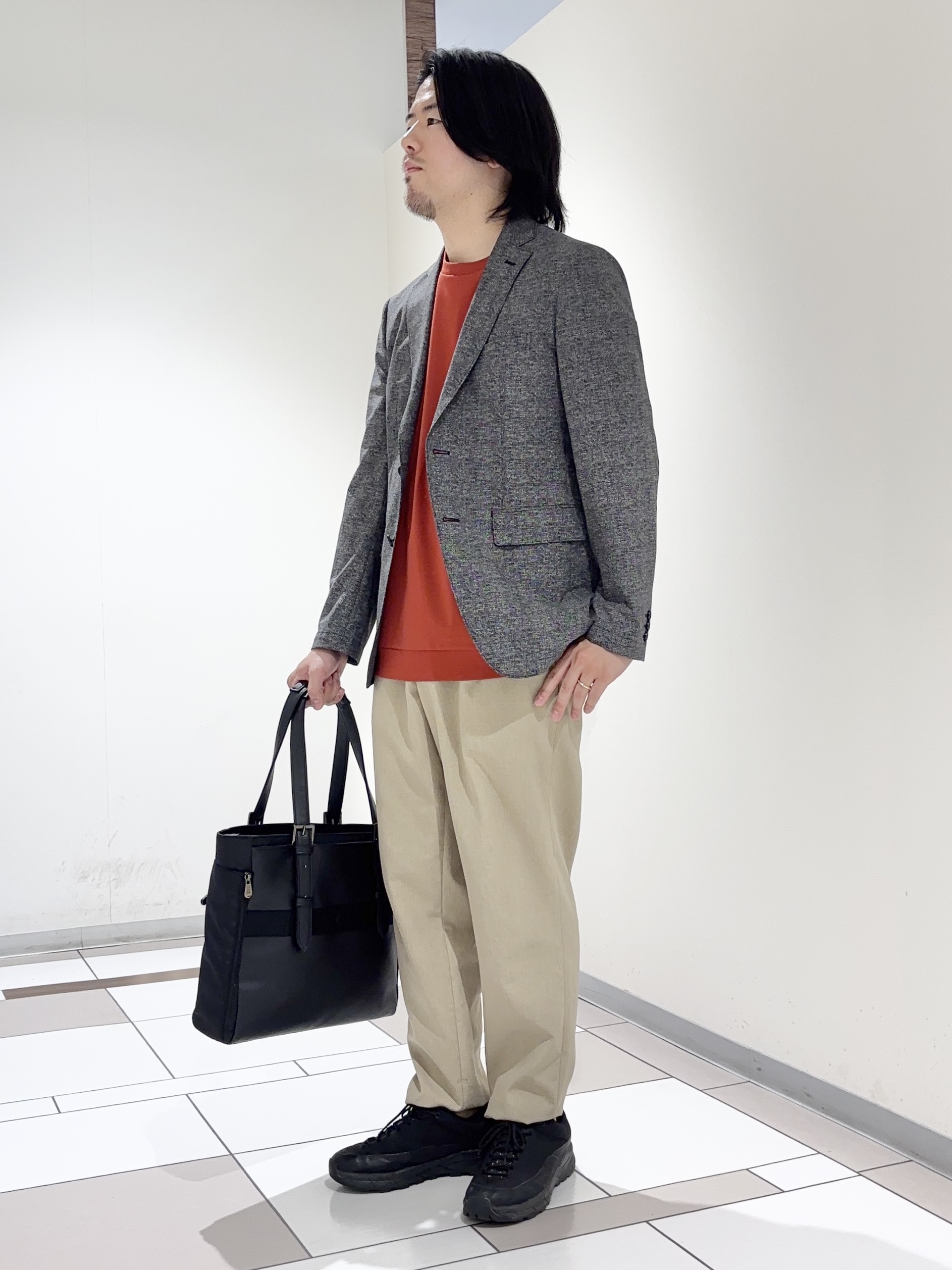 及川さんの「TAKEO KIKUCHI｜【抗菌防臭】COOL DOTS（R）ドビープリント ジャケット」を使ったコーディネート