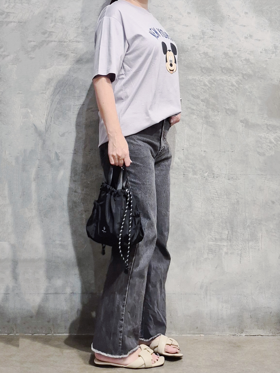 ひさえさんの「THE SHOP TK｜【Disney】【MLB】スペシャルデザイン半袖Tシャツ」を使ったコーディネート