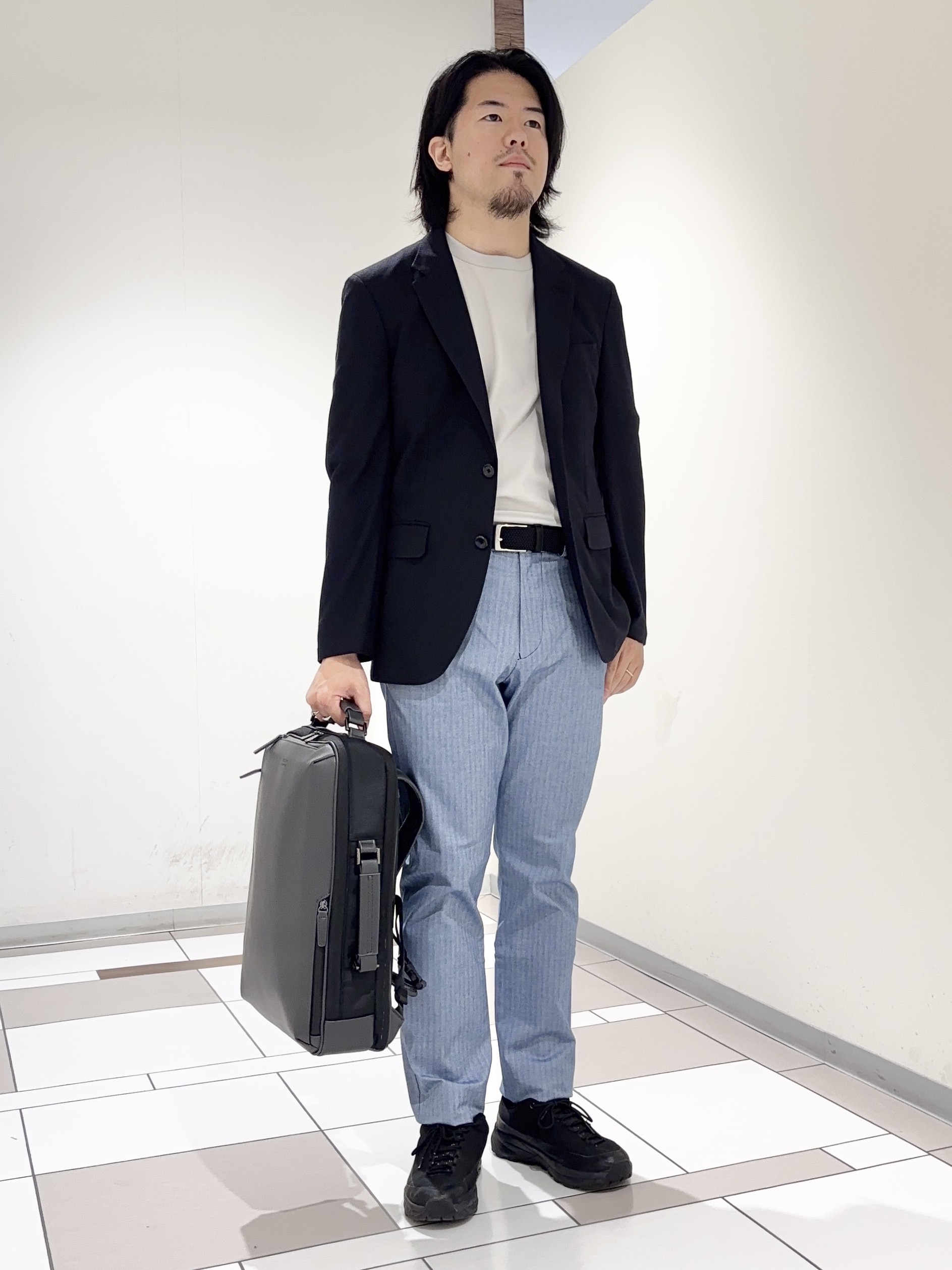 及川さんの「TAKEO KIKUCHI｜【抗菌防臭】CALCULO（R）ジャージ ジャケット」を使ったコーディネート