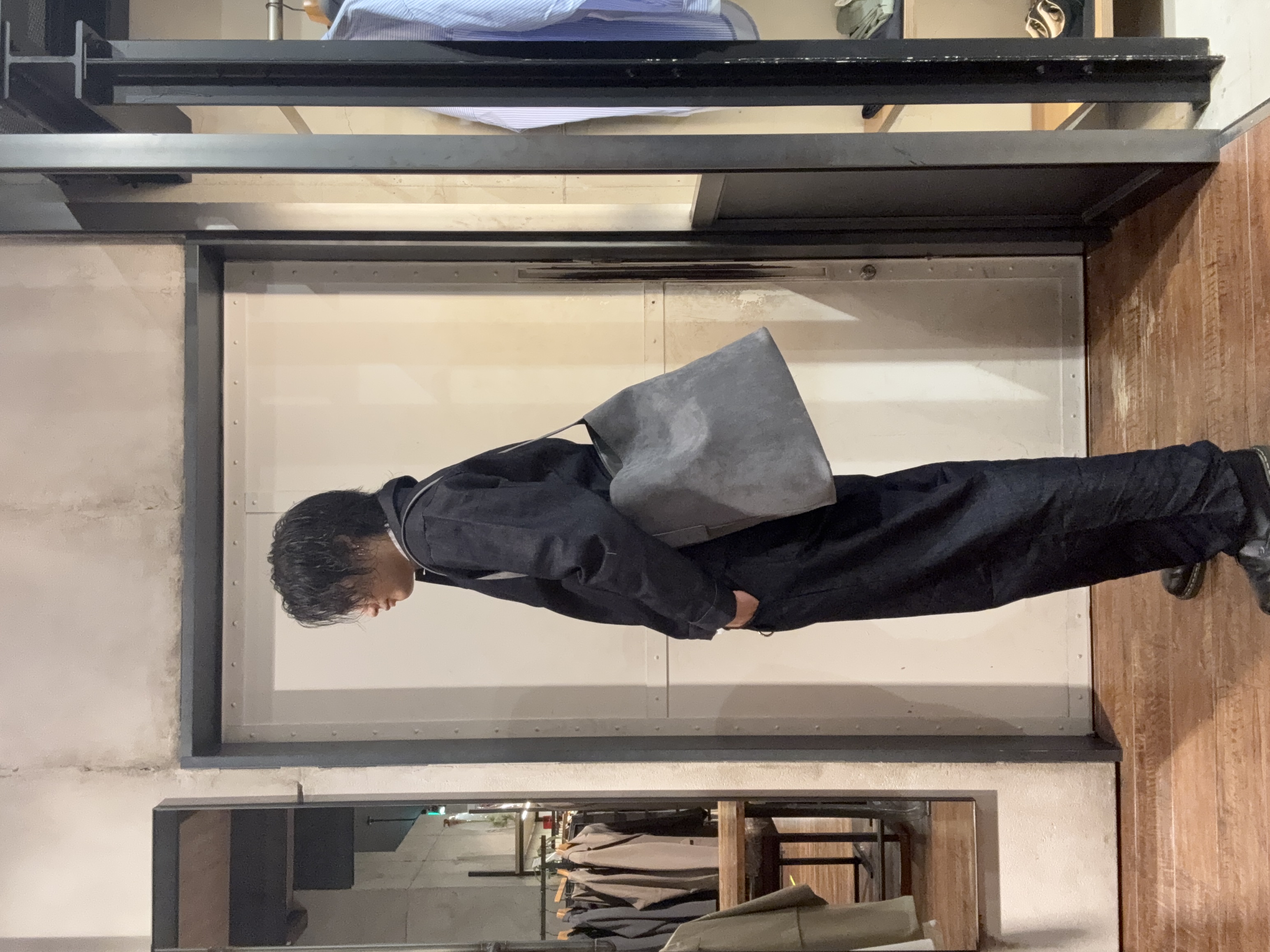 大江正眞さんの「tk.TAKEO KIKUCHI｜【色褪せしにくいデニム/セットアップ対応可】Comfy Fadeless Denim Seriesデ」を使ったコーディネート