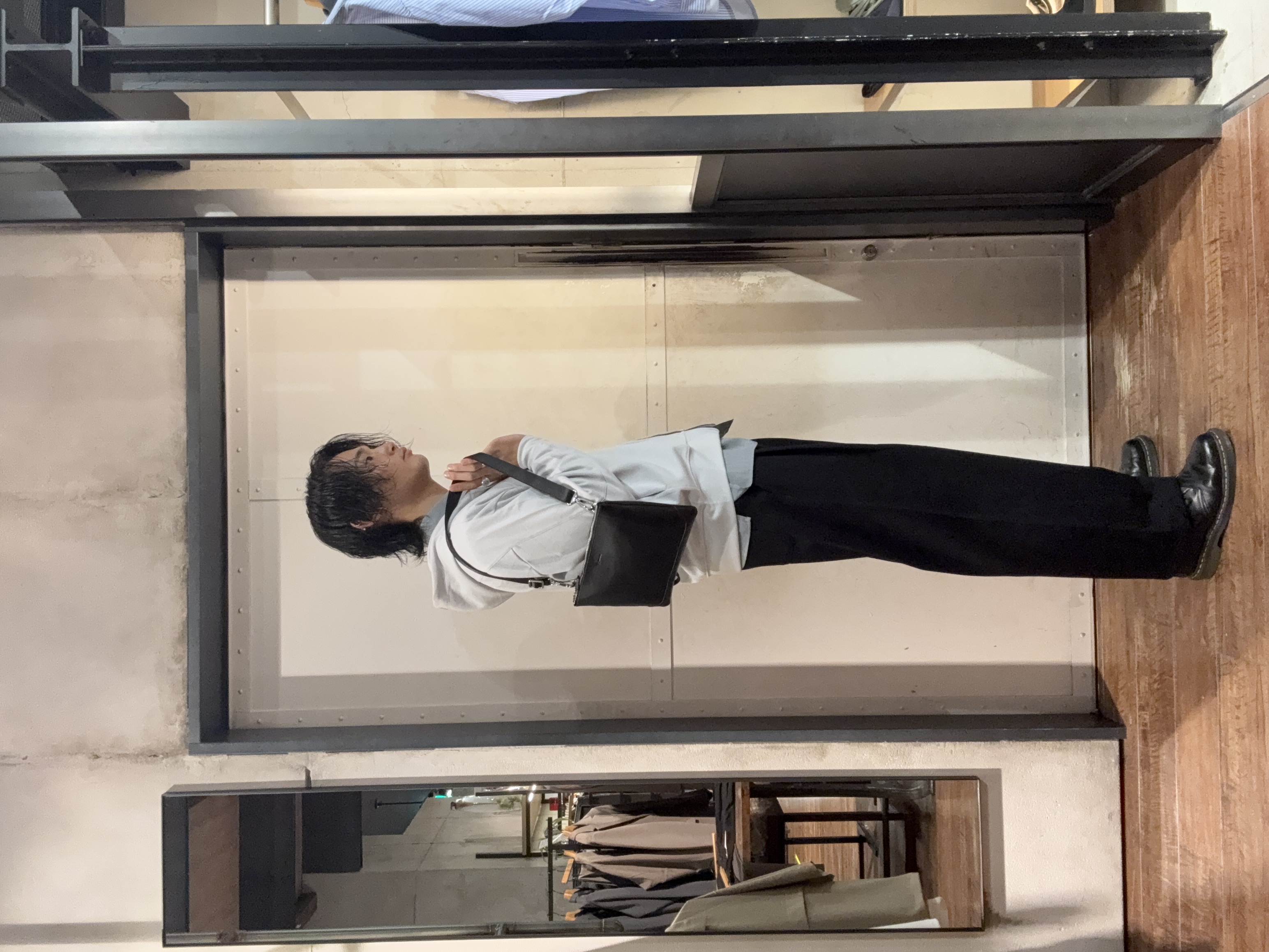 大江正眞さんの「tk.TAKEO KIKUCHI｜【接触冷感/UVカット】ドビーストライプシャツ」を使ったコーディネート
