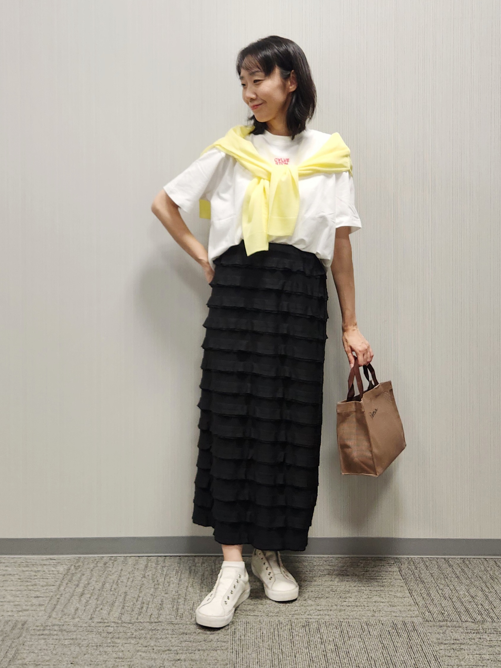 naraさんの「Dessin｜グラフィックデザイン Tシャツ」を使ったコーディネート
