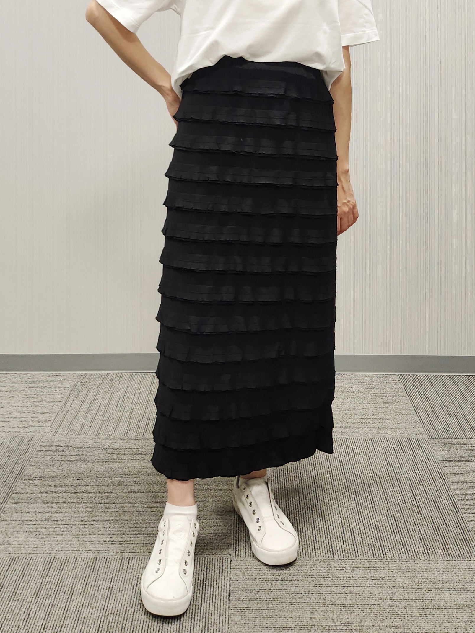 naraさんの「Dessin｜グラフィックデザイン Tシャツ」を使ったコーディネート
