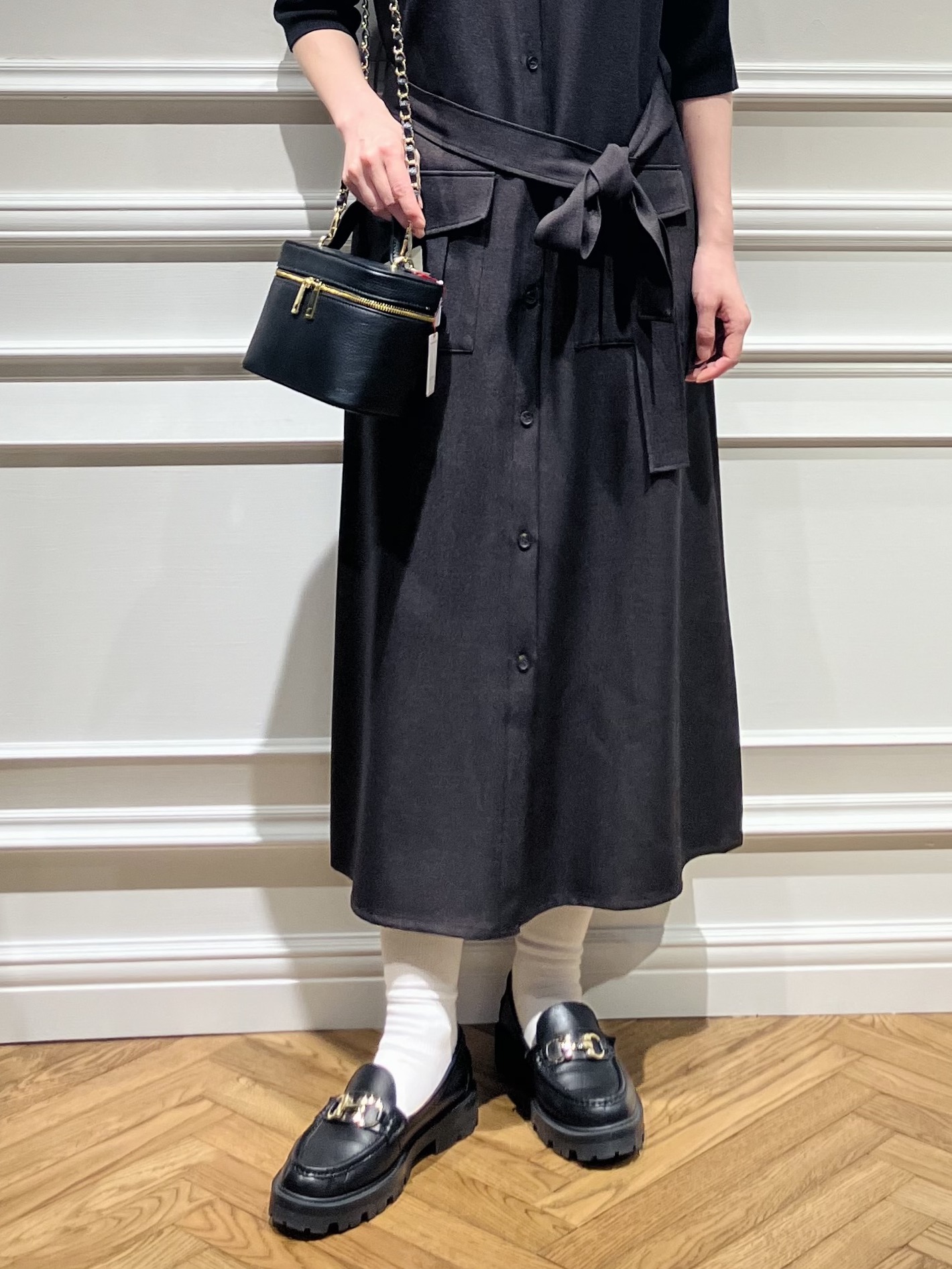 TSUKUIさんの「DRESSTERIOR｜ウォッシャブルツイードライクワンピース」を使ったコーディネート