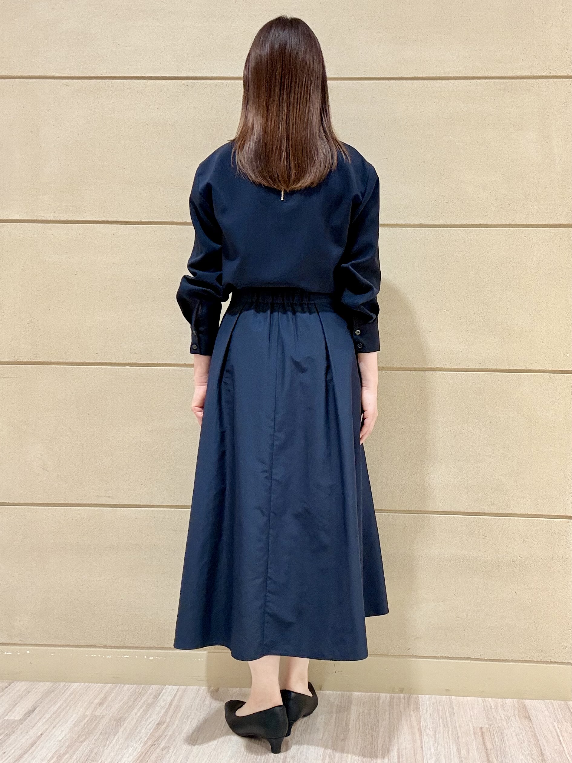 Marさんの「Reflect｜【通勤】きれいめラウンドネックブラウス」を使ったコーディネート