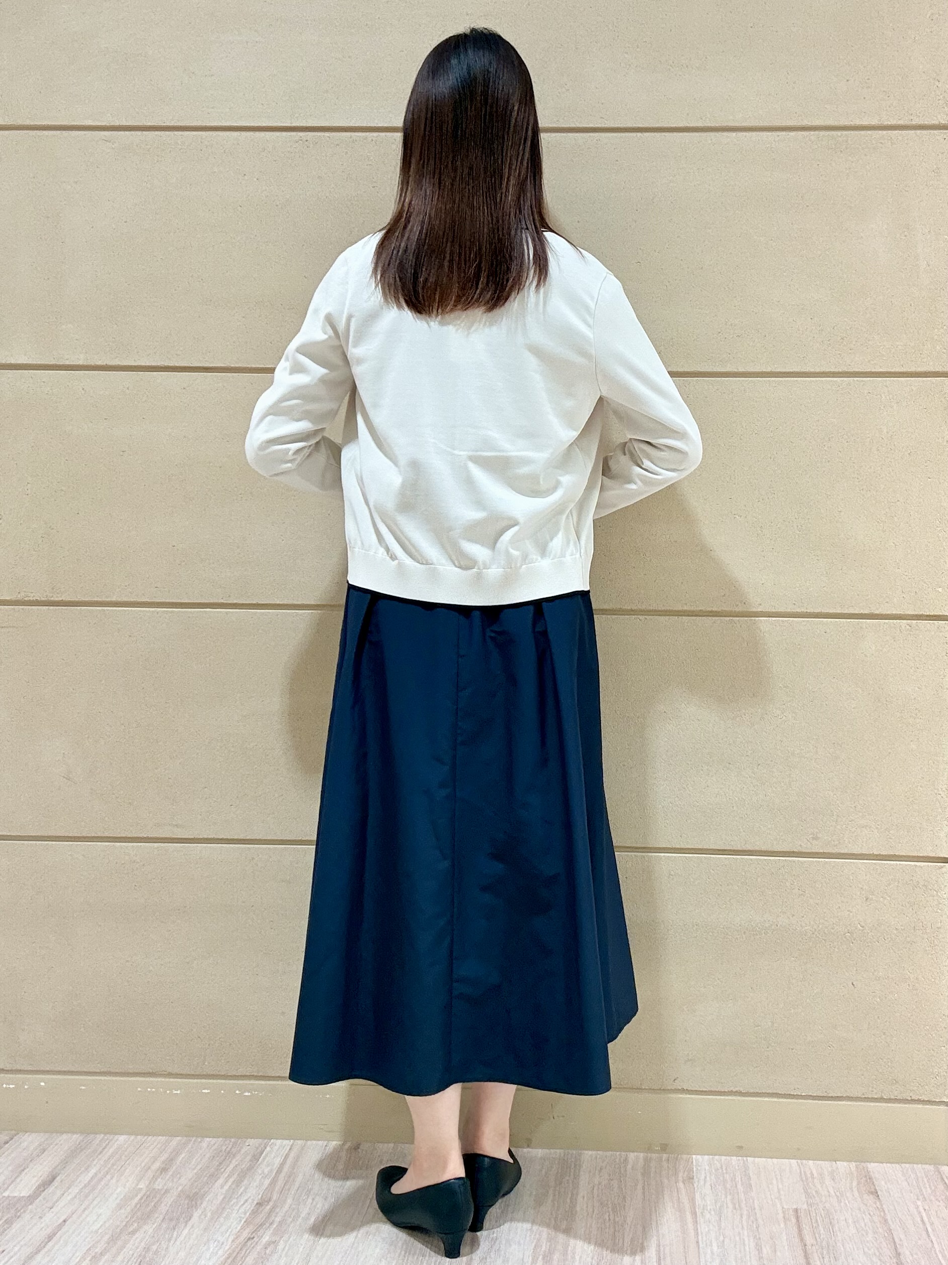 Marさんの「Reflect｜【通勤】きれいめラウンドネックブラウス」を使ったコーディネート