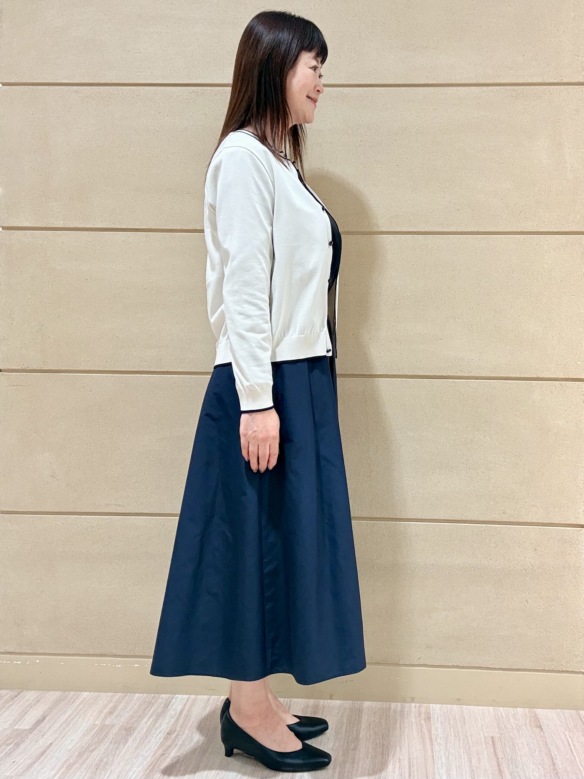 Marさんの「Reflect｜【通勤】きれいめラウンドネックブラウス」を使ったコーディネート