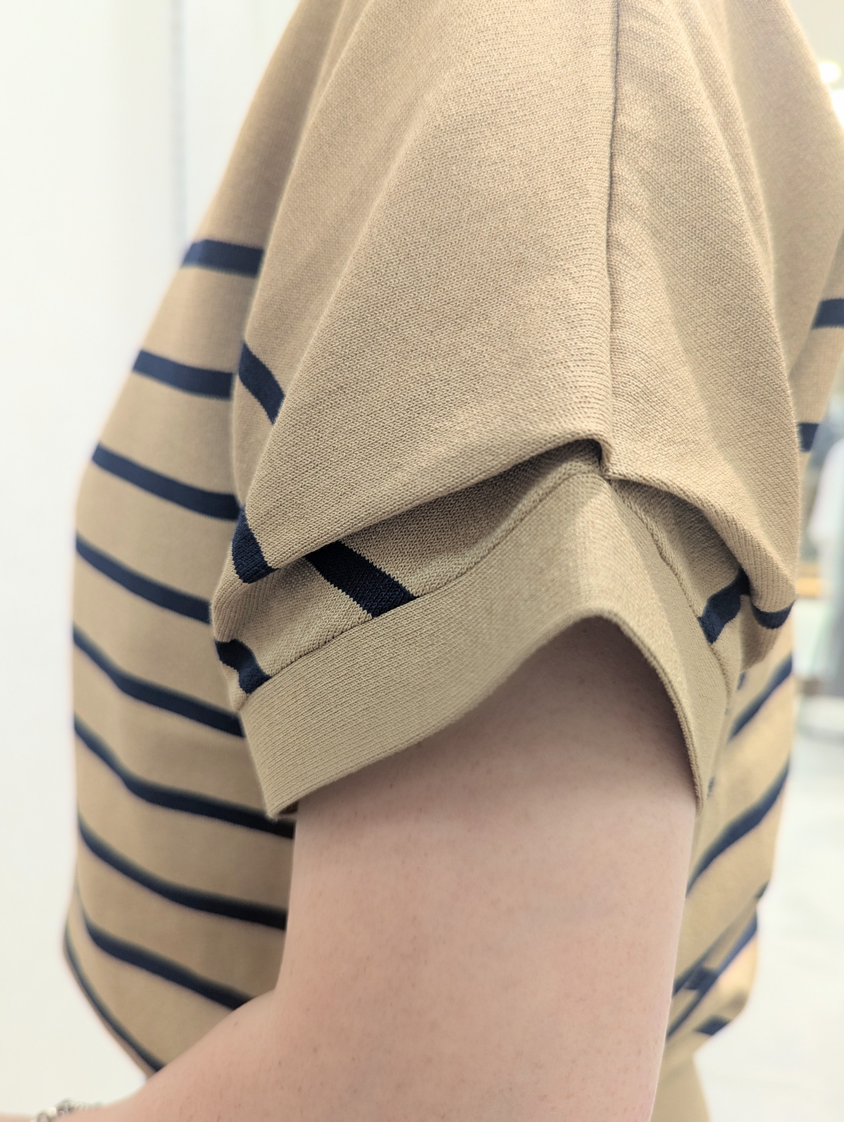 odaさんの「UNTITLED｜【肌に張りつきにくい/前後2WAY】ドライタッチコットンプルオーバー」を使ったコーディネート