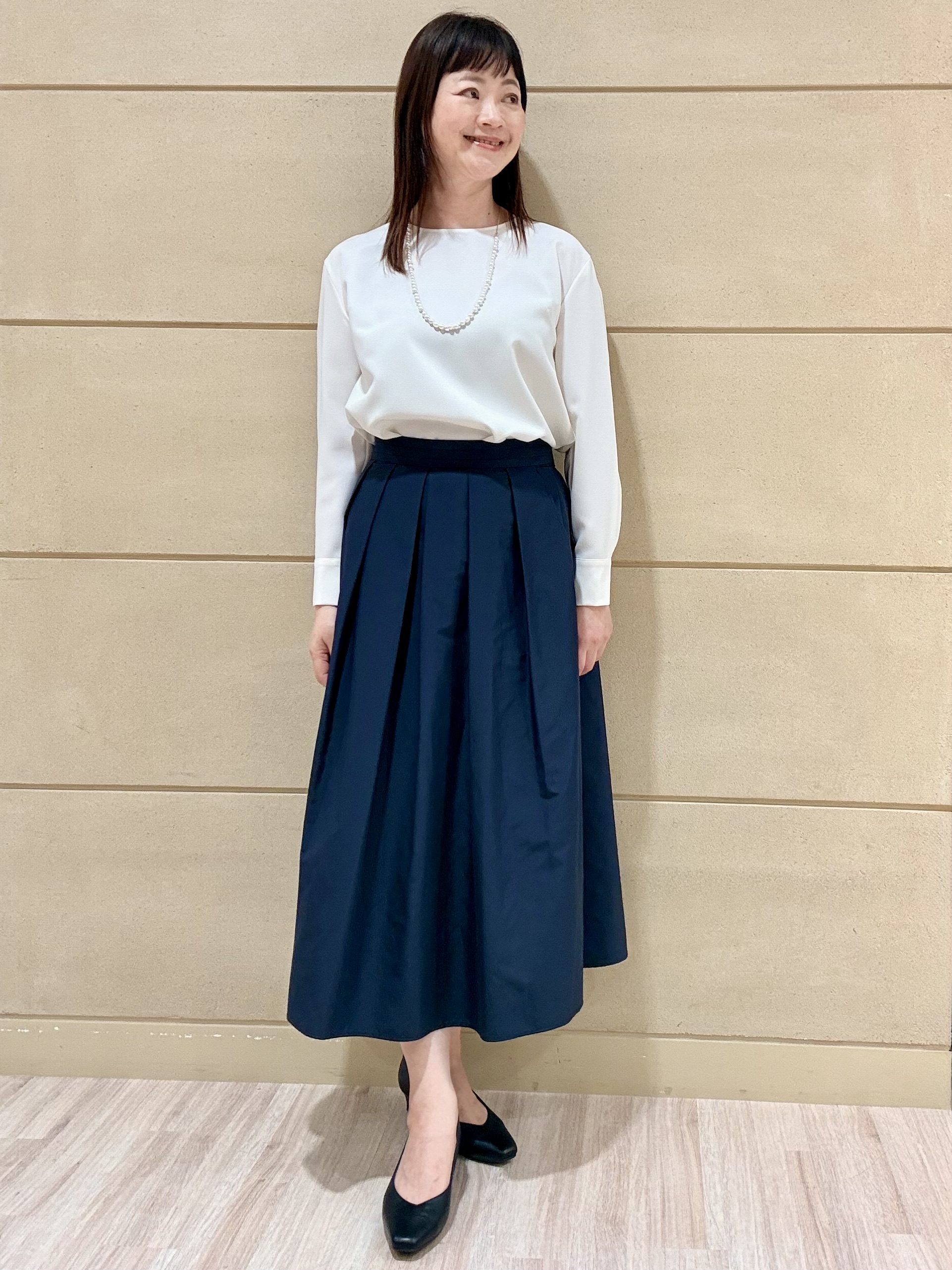 Marさんの「Reflect｜【通勤】きれいめラウンドネックブラウス」を使ったコーディネート