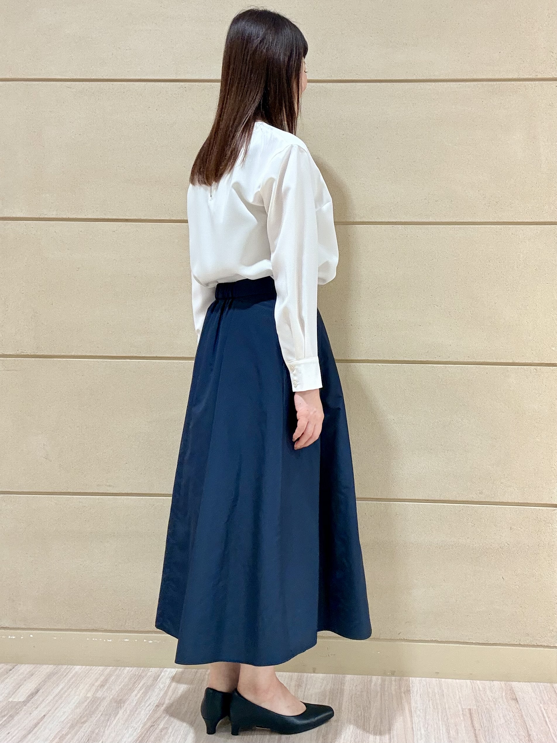 Marさんの「Reflect｜【通勤】きれいめラウンドネックブラウス」を使ったコーディネート
