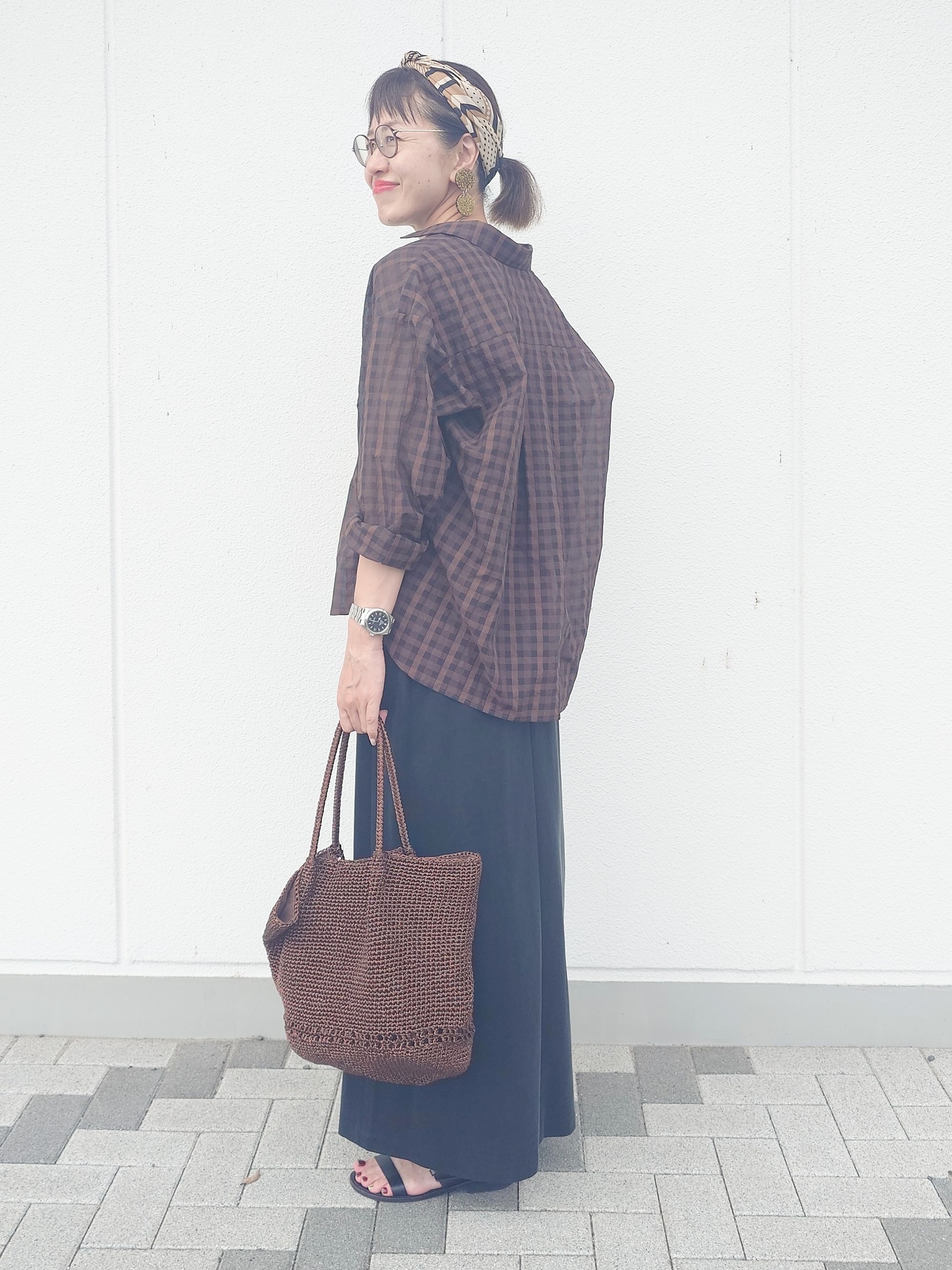 MUTSUKOさんの「UNTITLED｜シアーチェックシャツブラウス」を使ったコーディネート