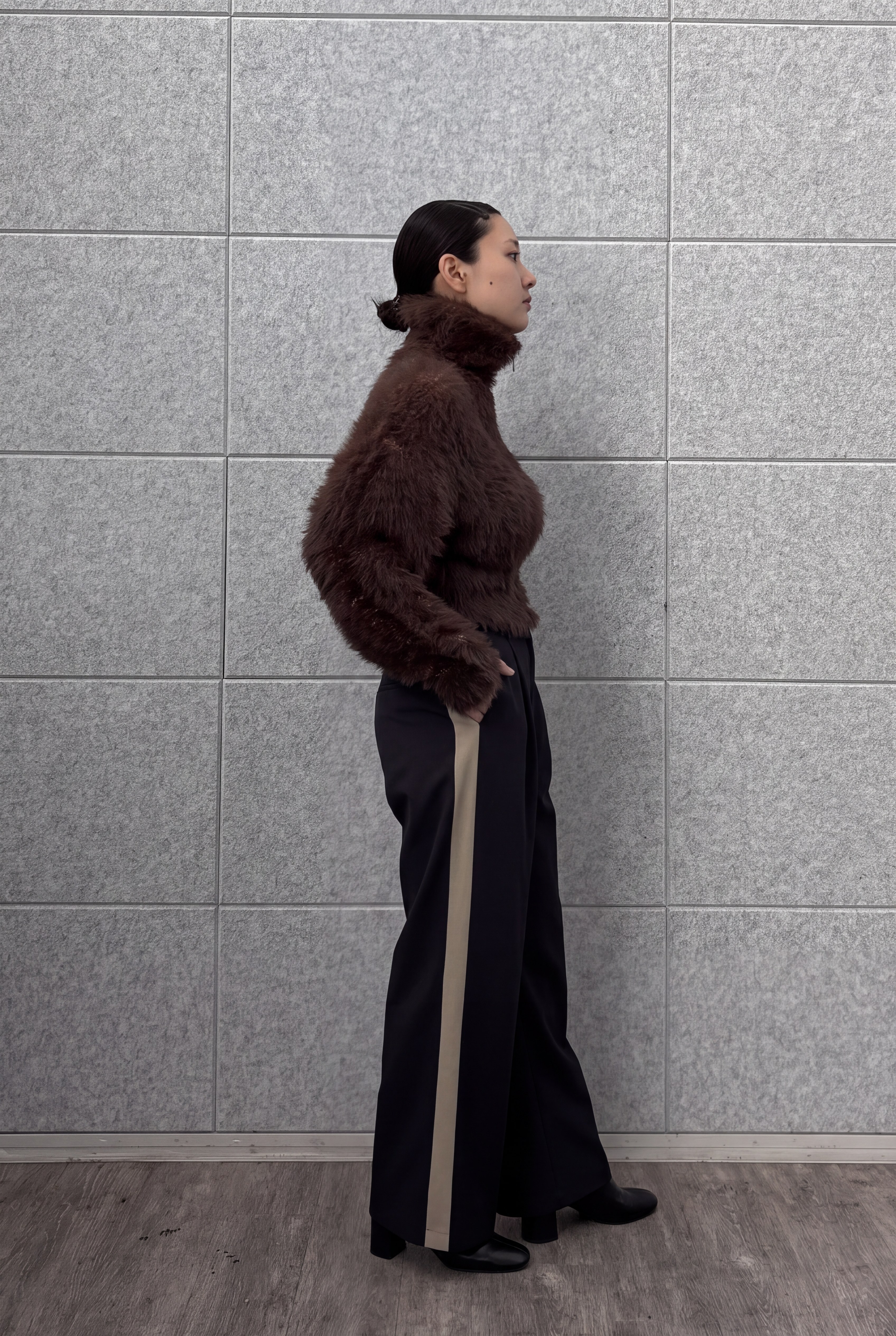 ayanoさんの「INDIVI｜Comfy Slacks｜イージーサイドラインワイドパンツ」を使ったコーディネート