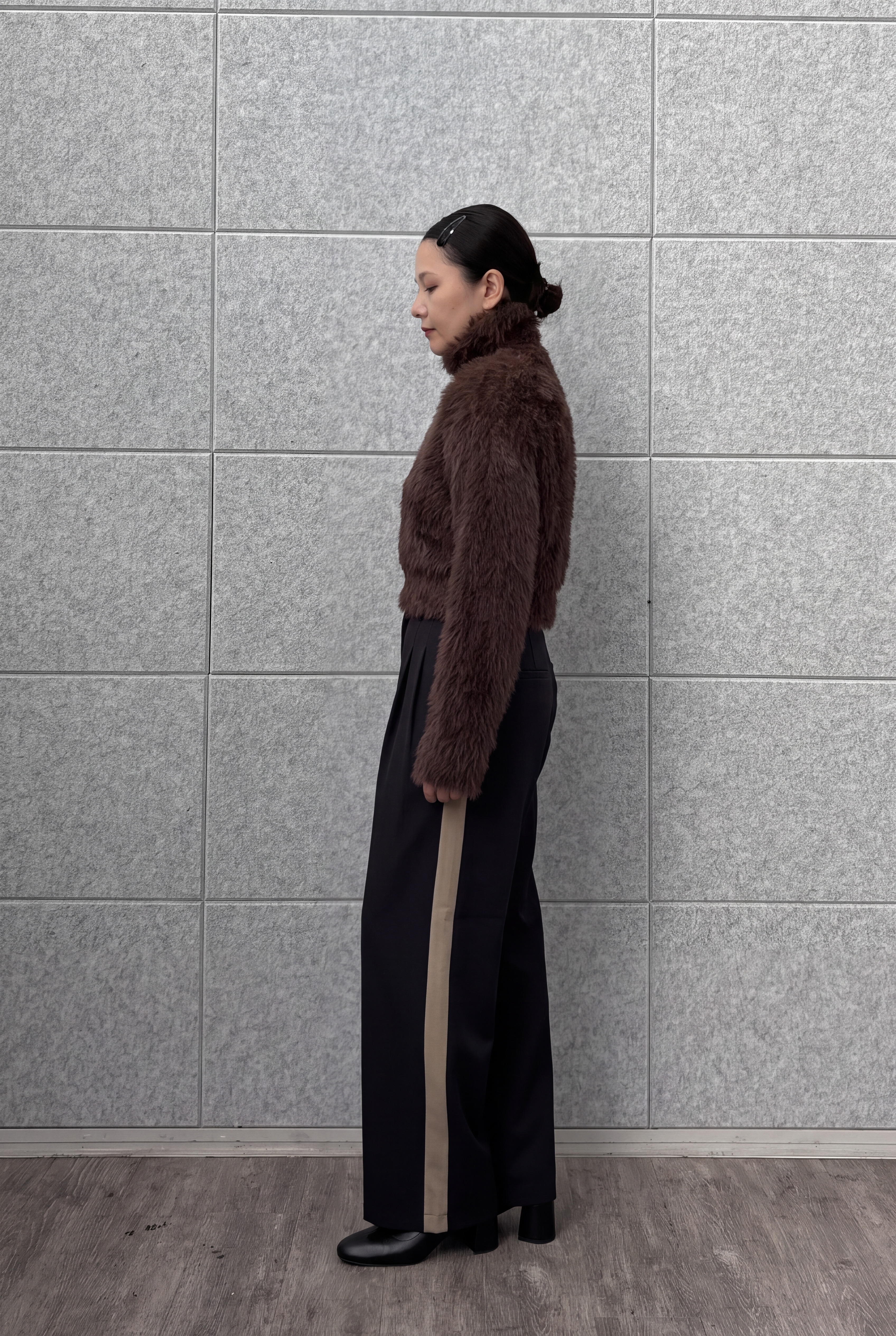 ayanoさんの「INDIVI｜Comfy Slacks｜イージーサイドラインワイドパンツ」を使ったコーディネート
