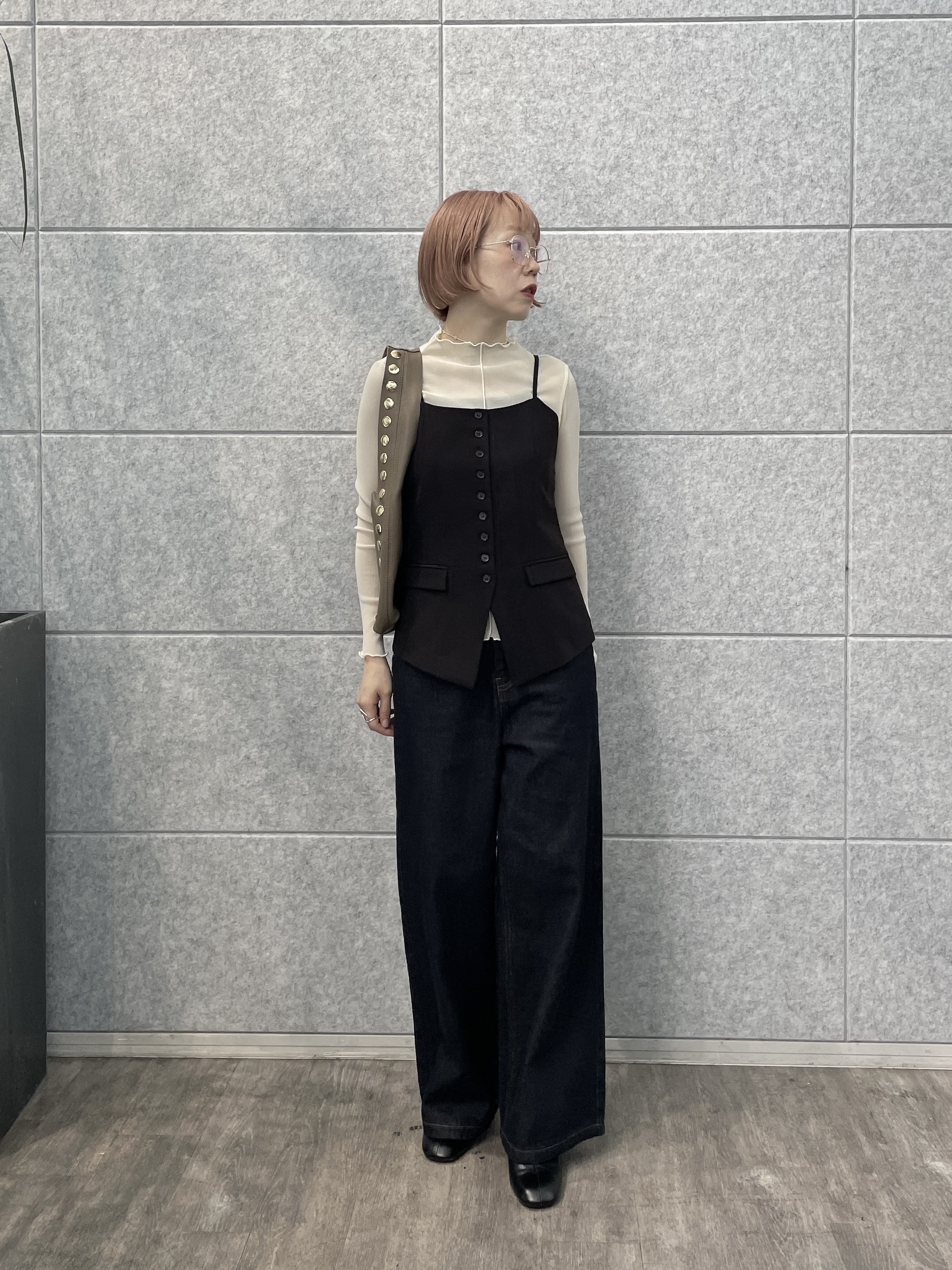 mikuさんの「INDIVI｜Comfy Set Up｜キャミジレ【セットアップ対応／通勤／カセット服】」を使ったコーディネート