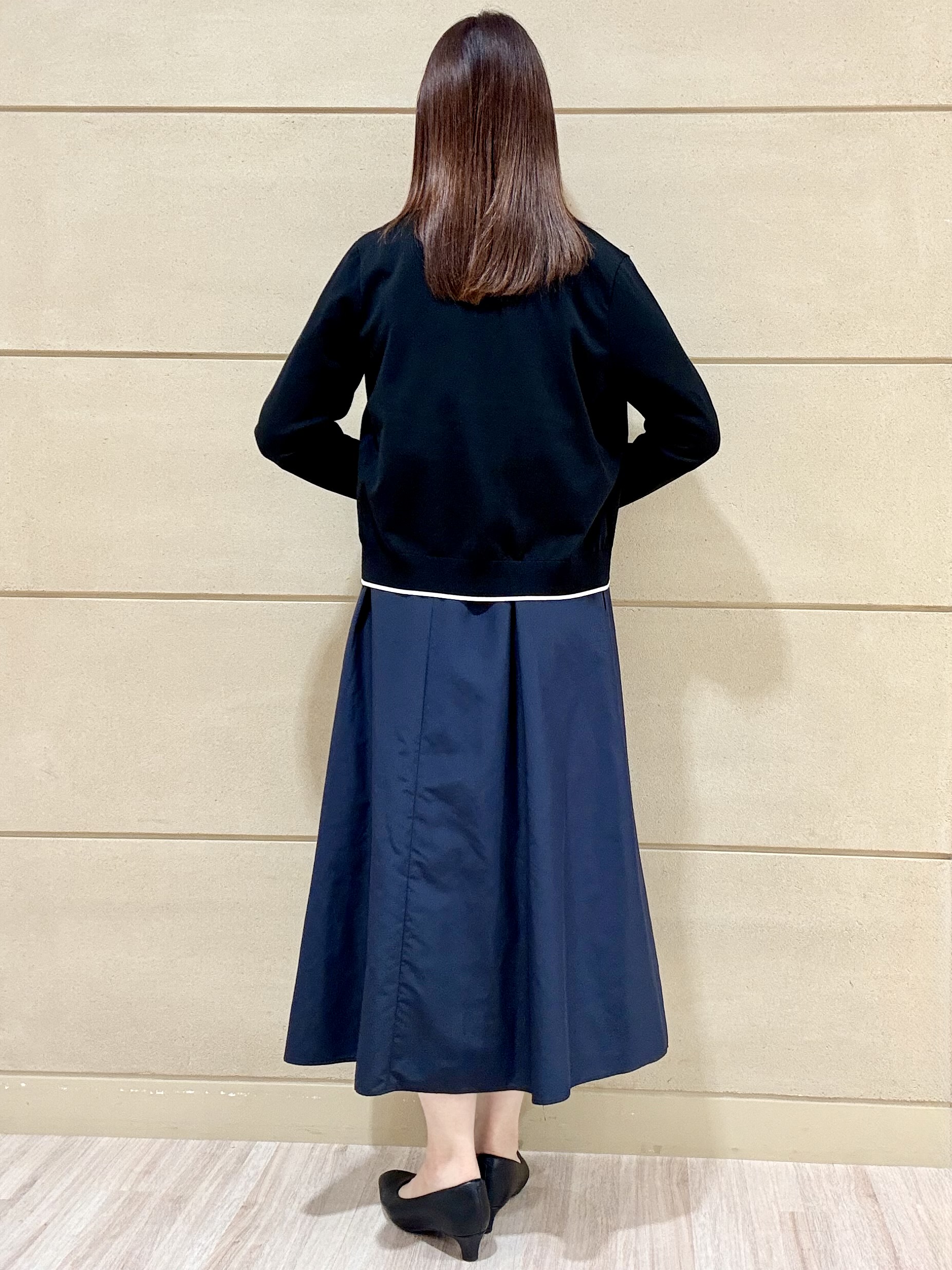 Marさんの「Reflect｜【通勤】きれいめラウンドネックブラウス」を使ったコーディネート