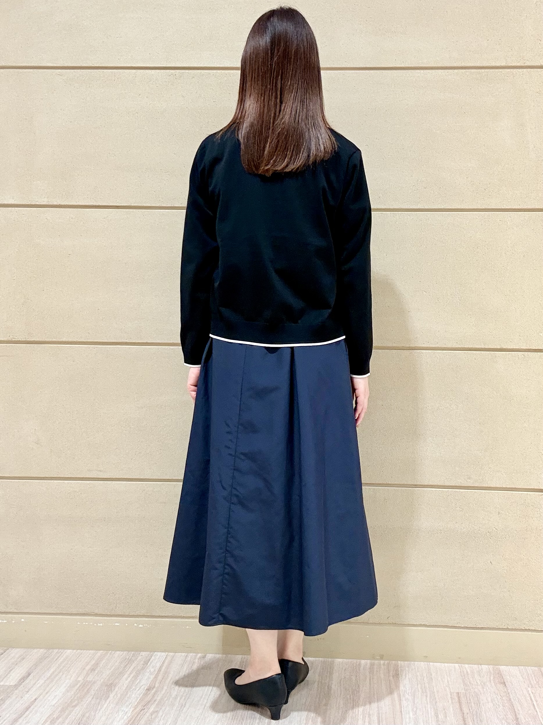 Marさんの「Reflect｜【通勤】きれいめラウンドネックブラウス」を使ったコーディネート