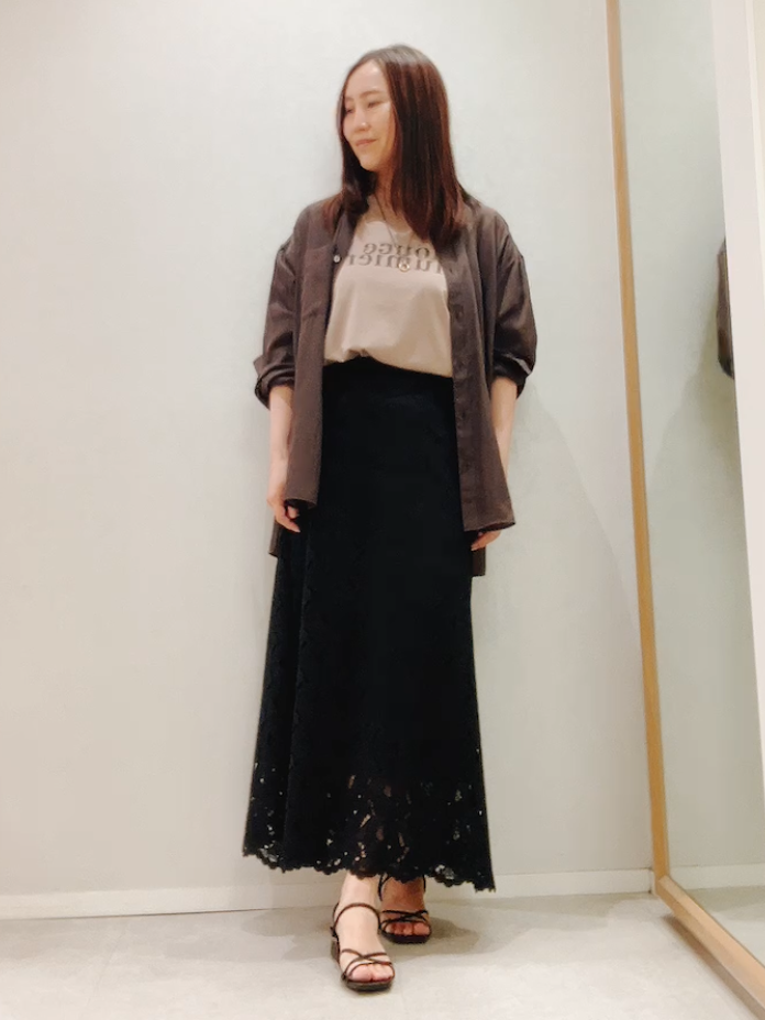 yukiさんの「UNTITLED｜コットンロゴTシャツ」を使ったコーディネート