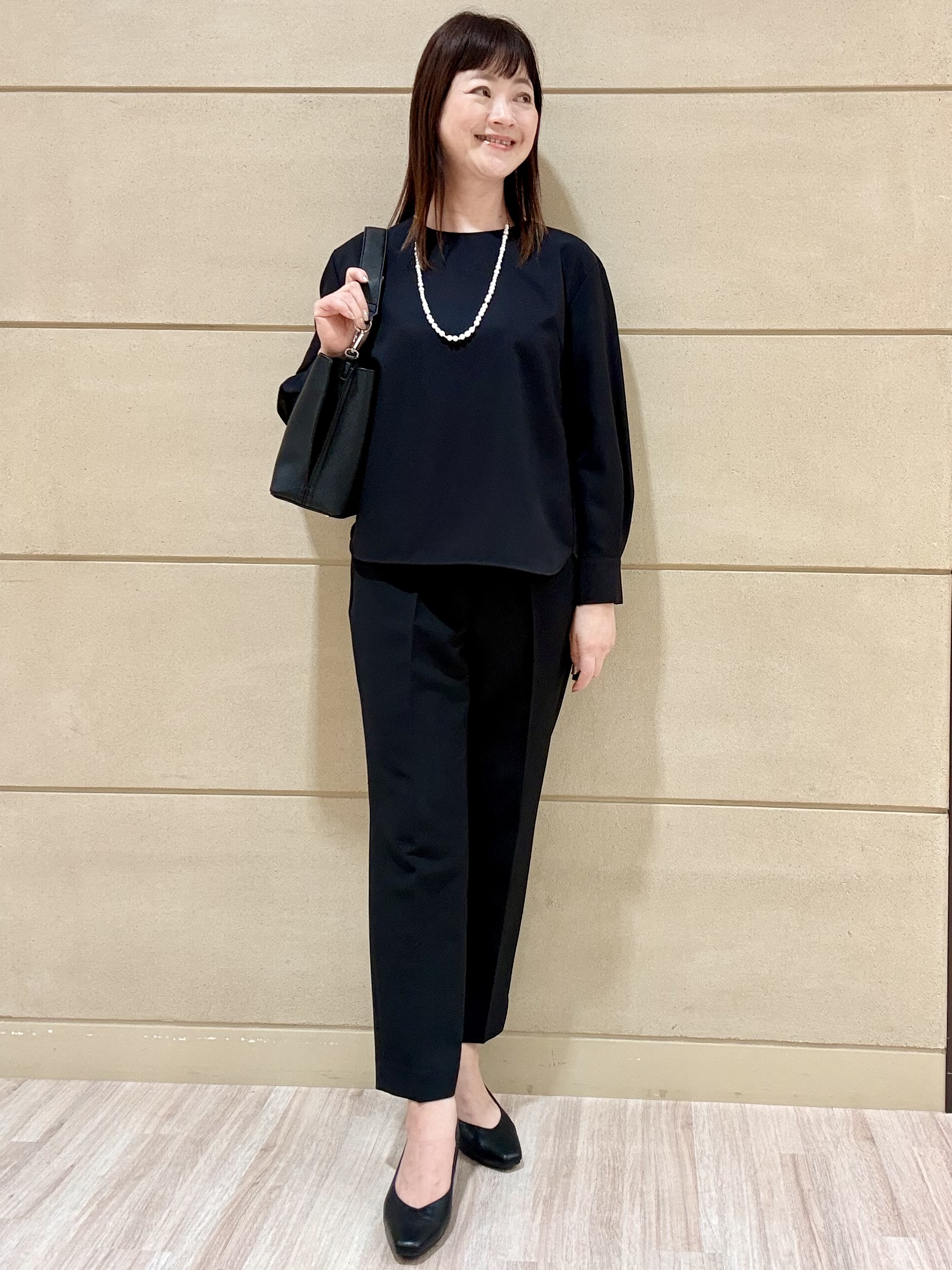 Marさんの「Reflect｜【通勤】きれいめラウンドネックブラウス」を使ったコーディネート
