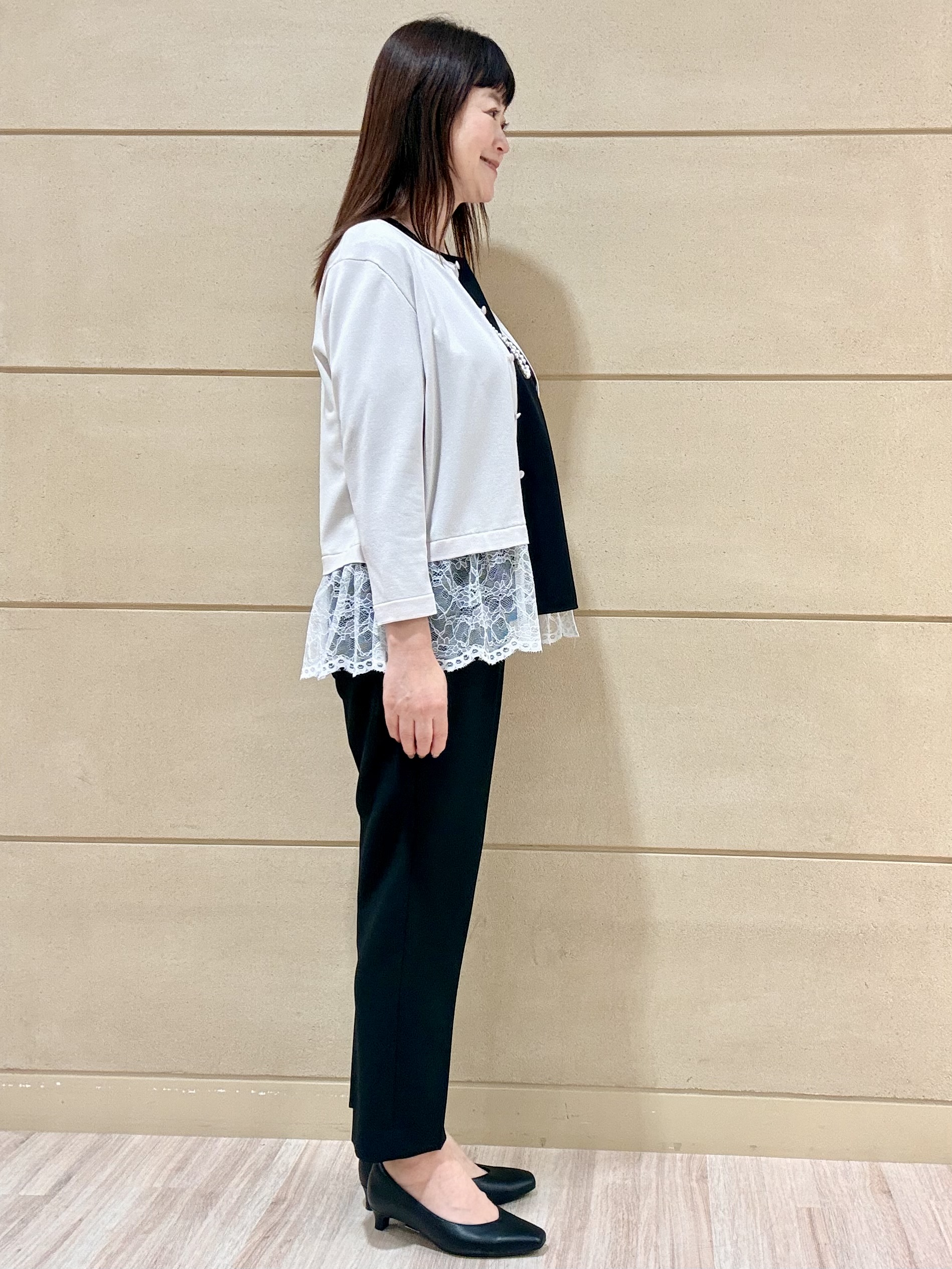Marさんの「Reflect｜【通勤】きれいめラウンドネックブラウス」を使ったコーディネート