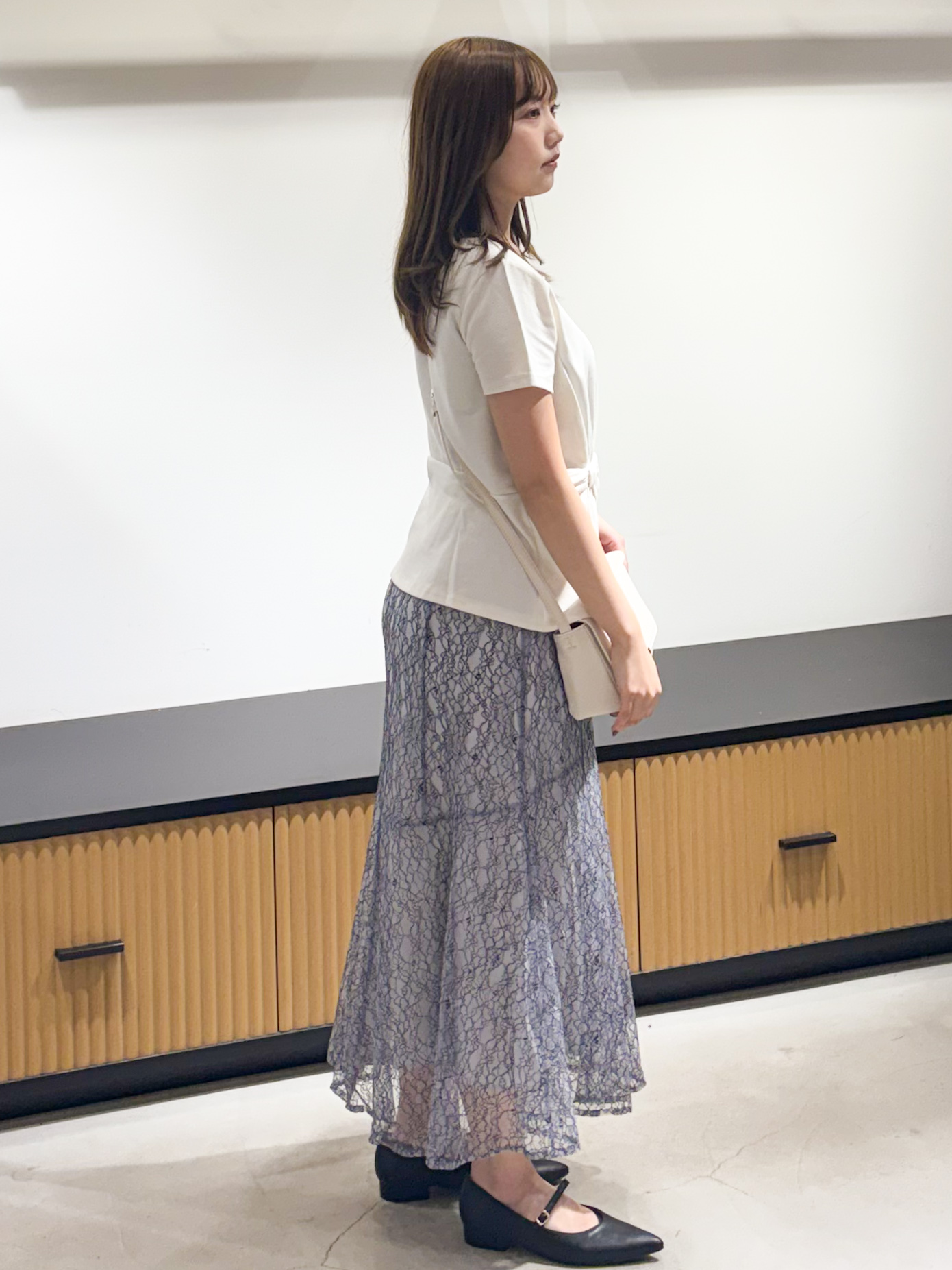 もとさんの「OPAQUE.CLIP｜【接触冷感／UVケア】スクエアネックリボントップス《洗濯機OK》」を使ったコーディネート